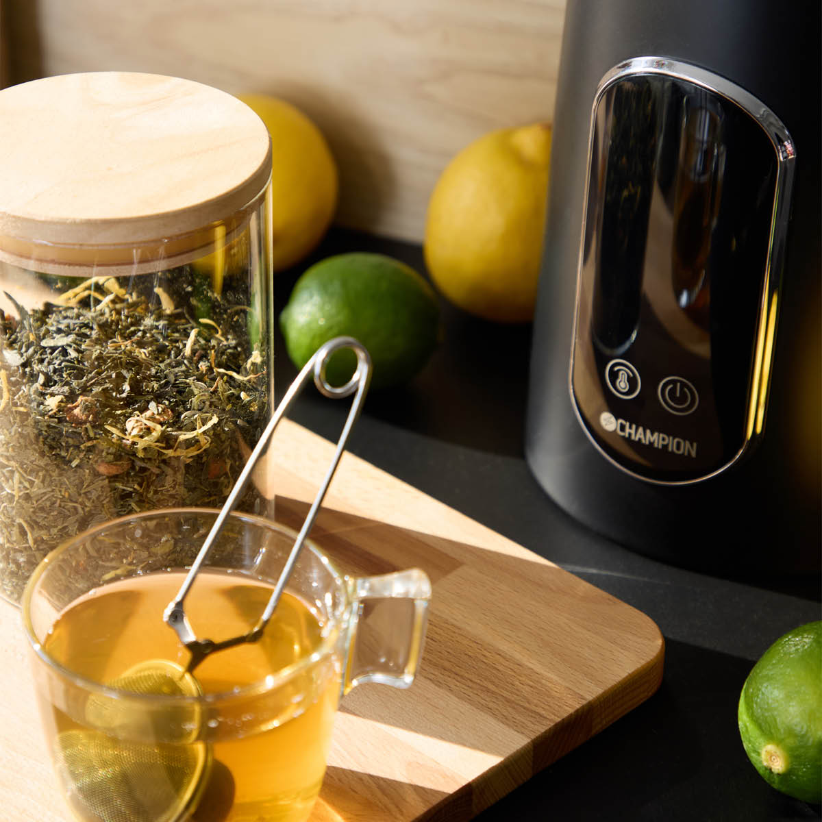 CHAMPION Digital vattenkokare VK800 1,7 L svart