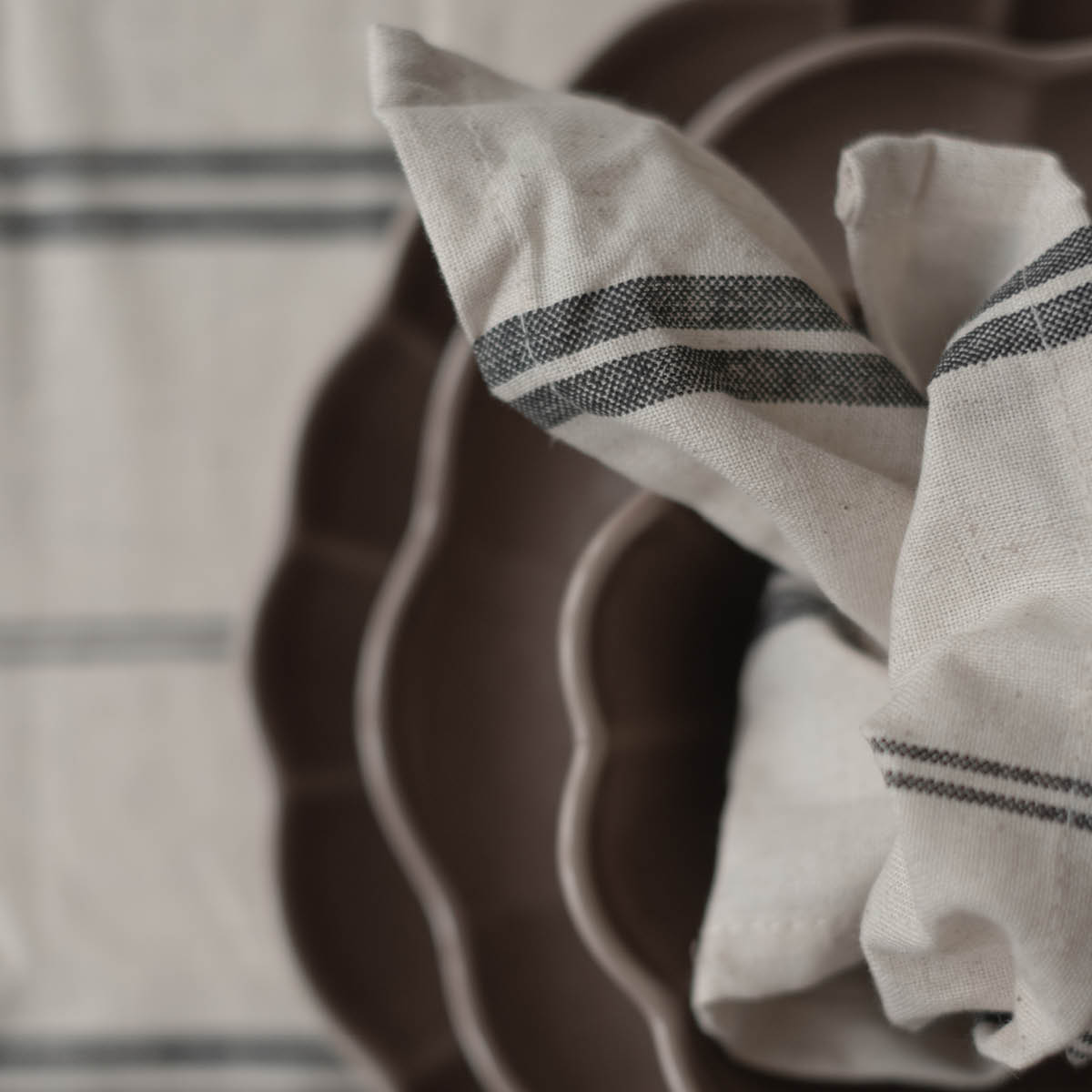 Stiernholm Elsa servietter 45 cm 2 stk natur/svart