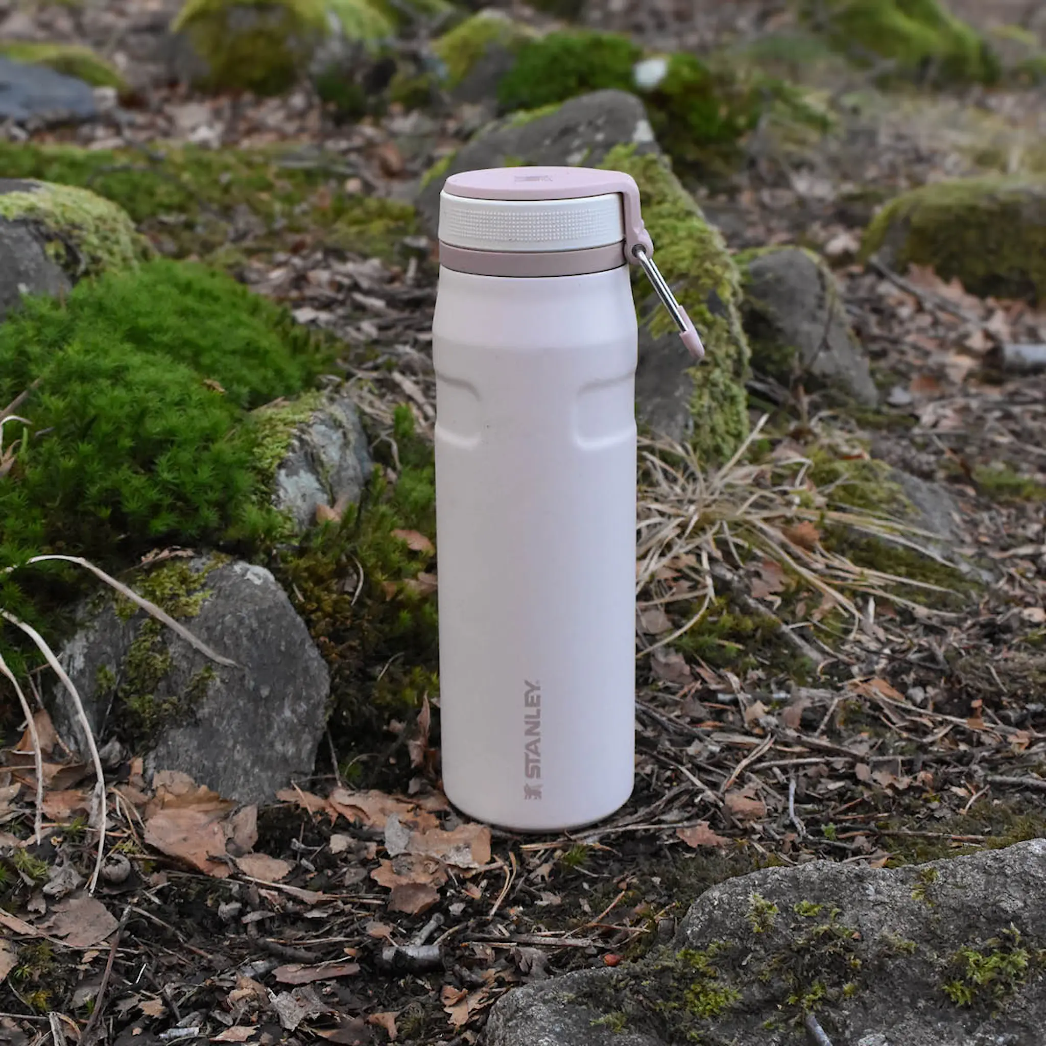 Stanley IceFlow Twist Flip Termospullo 0,7 L Rose Quartz
