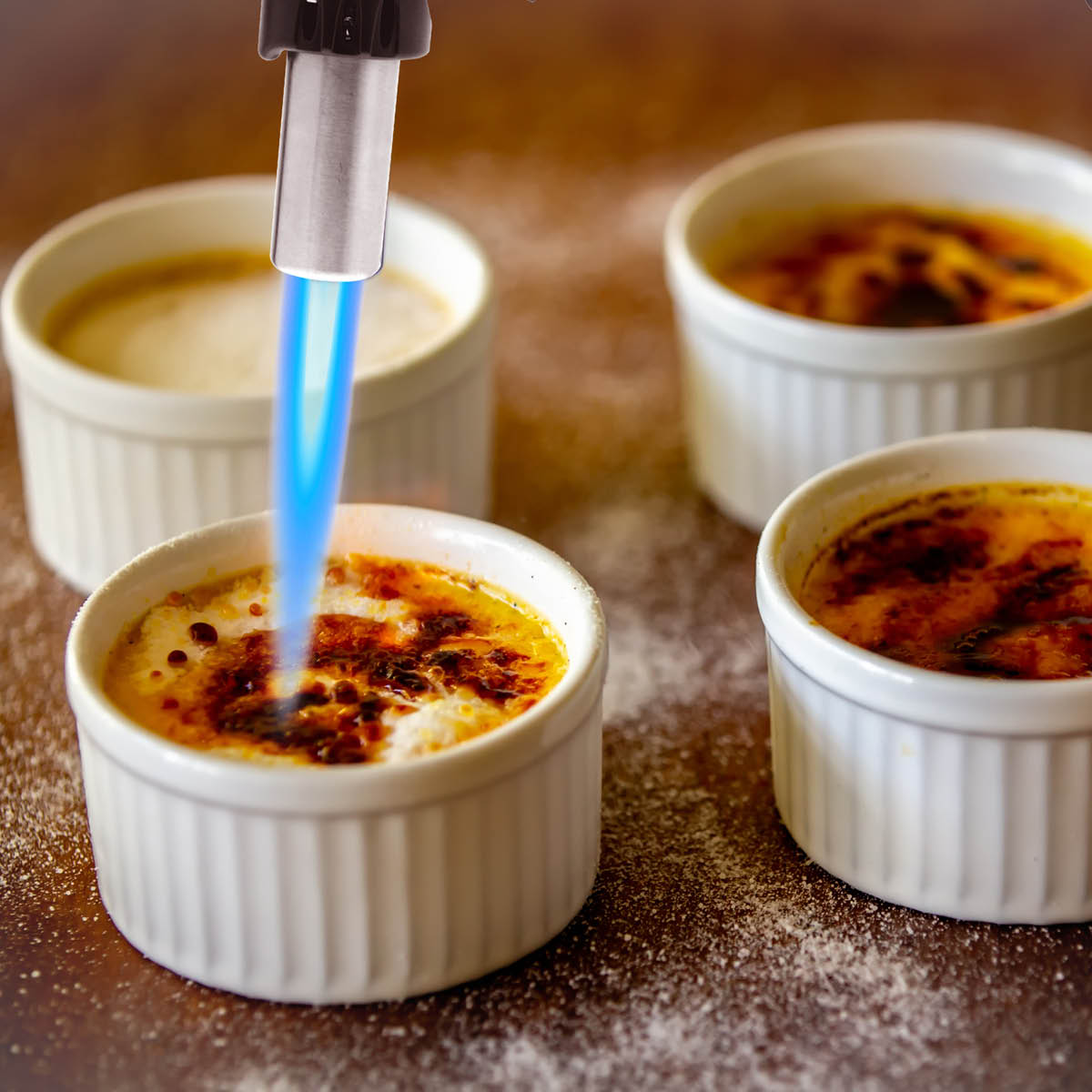 Modern House Basis flamberer blank/svart