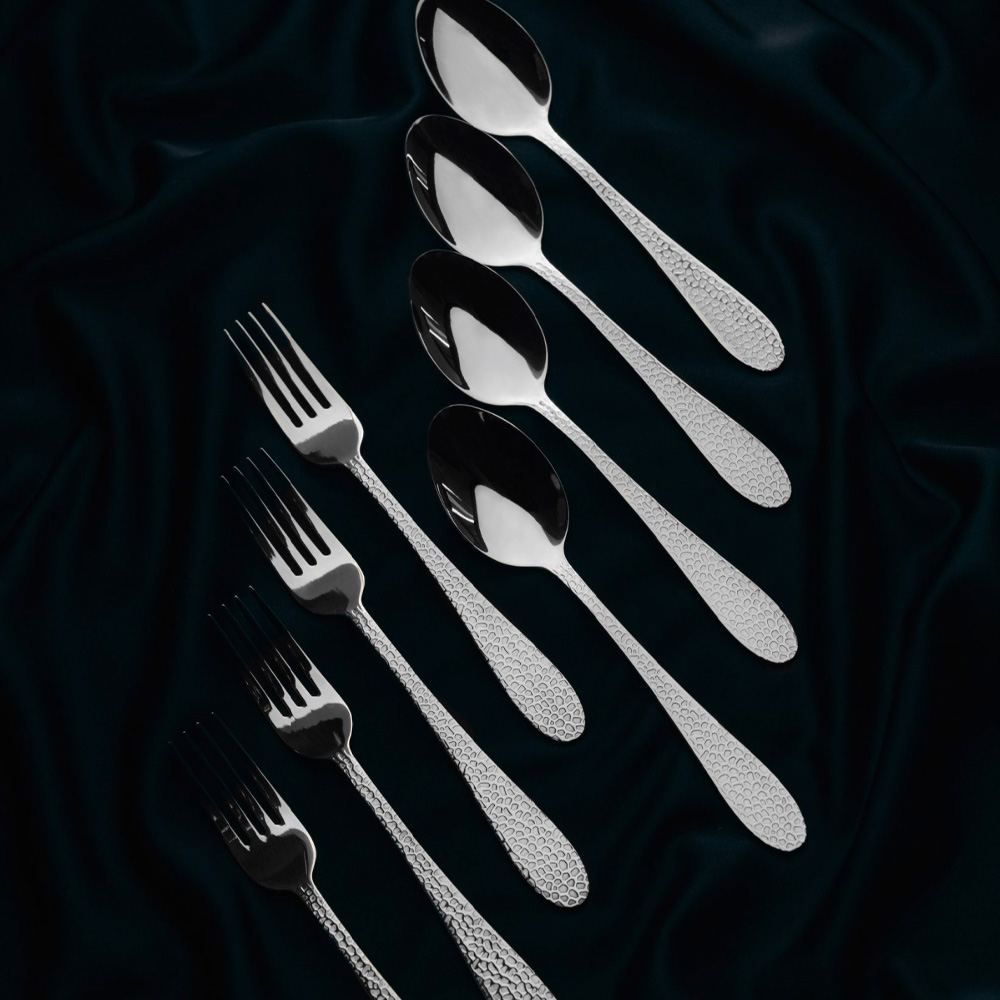 Vargen & Thor Frost dessertbestikk 8 deler stål