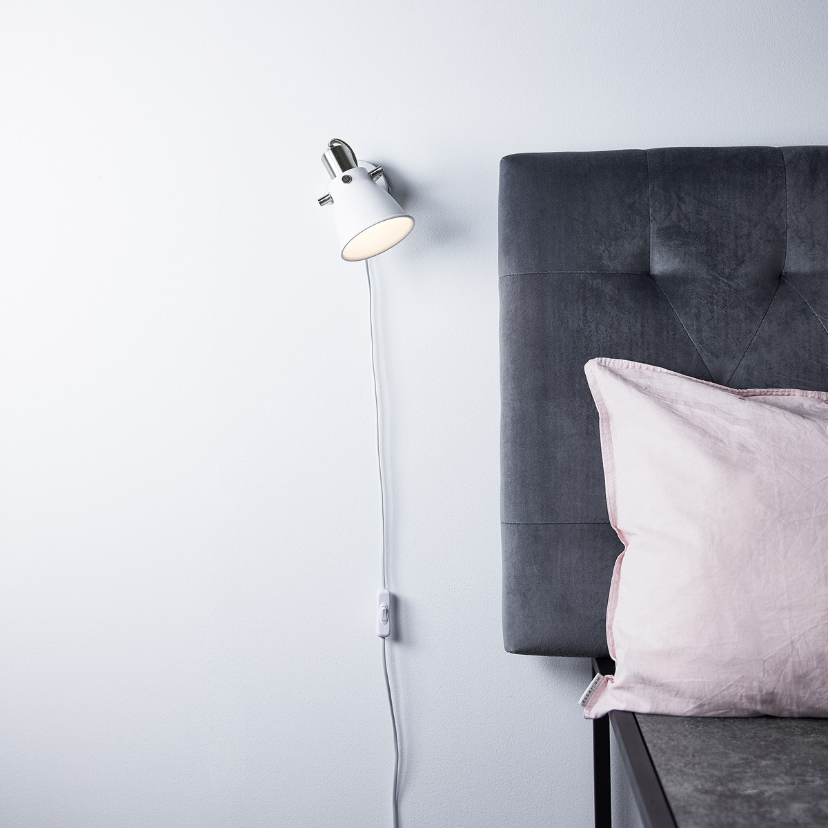 Markslöjd Alton Seinävalaisin 20 cm Valkoinen/Kromi