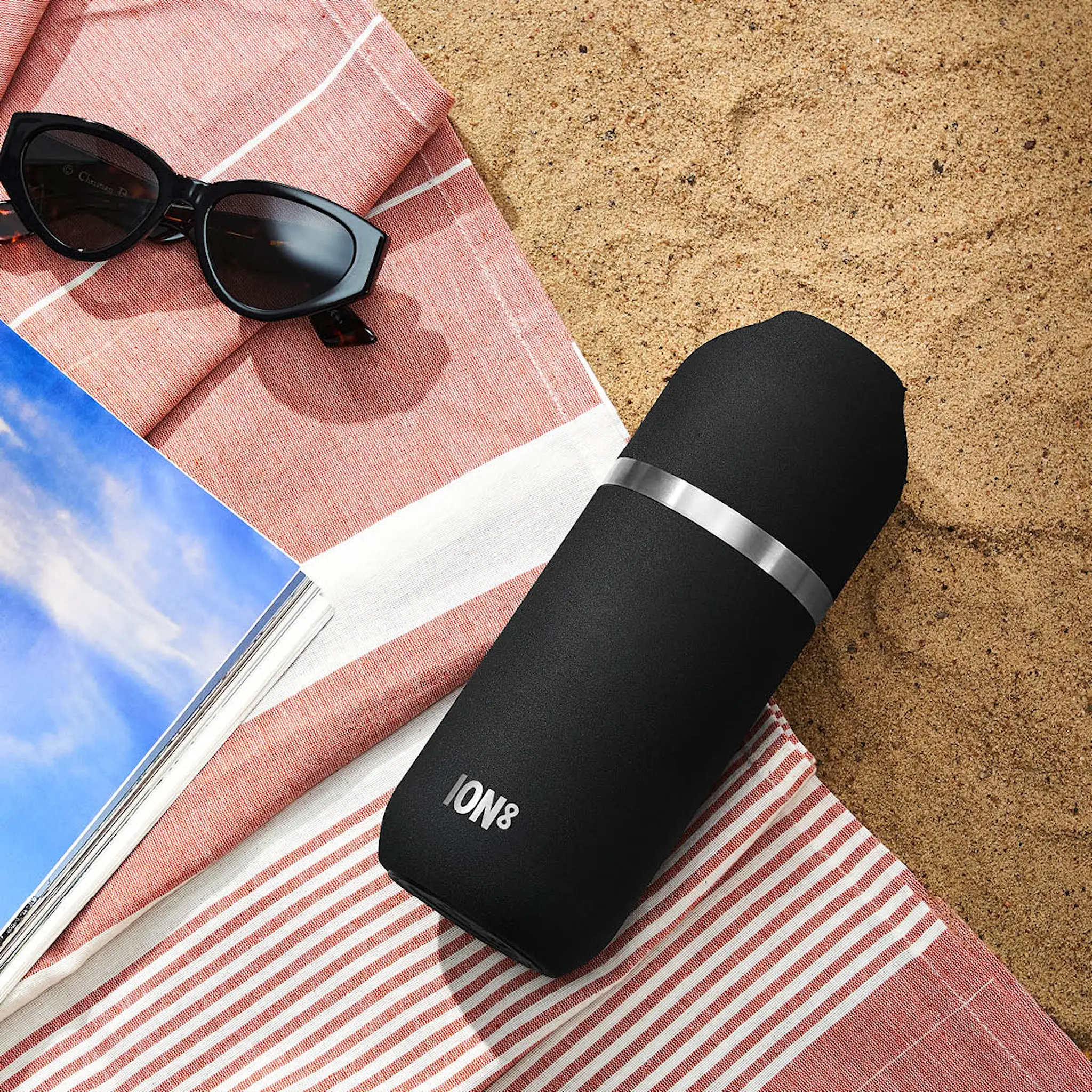 ION8 Luma termosflaska med kopp 0,7 L svart