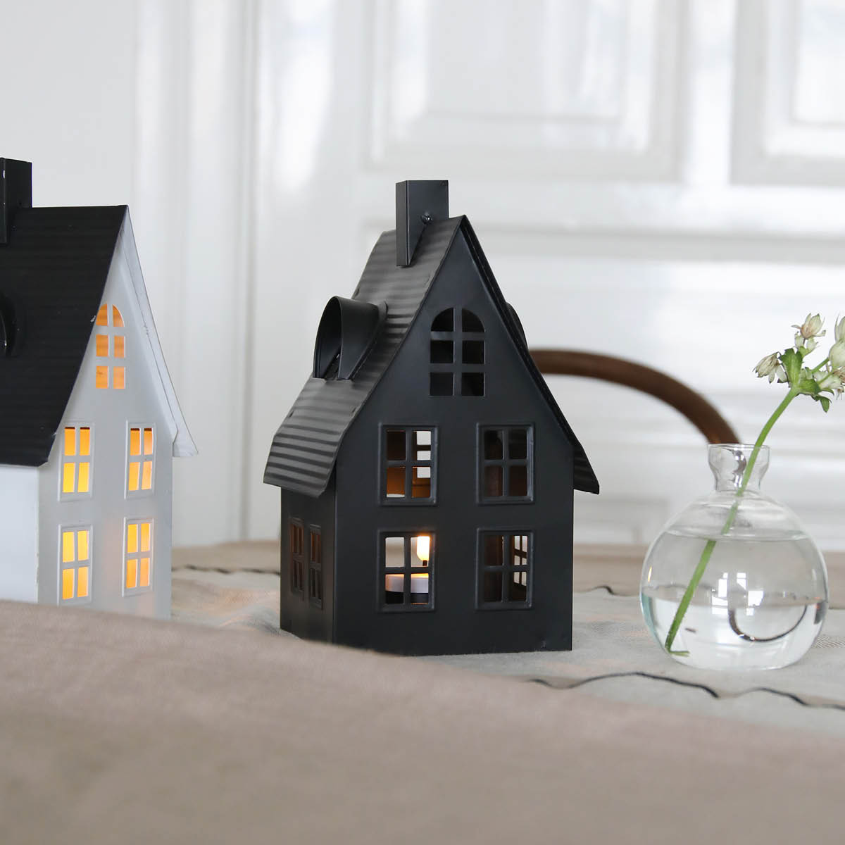 Markslöjd Luton lyshus 1 lys 23 cm svart