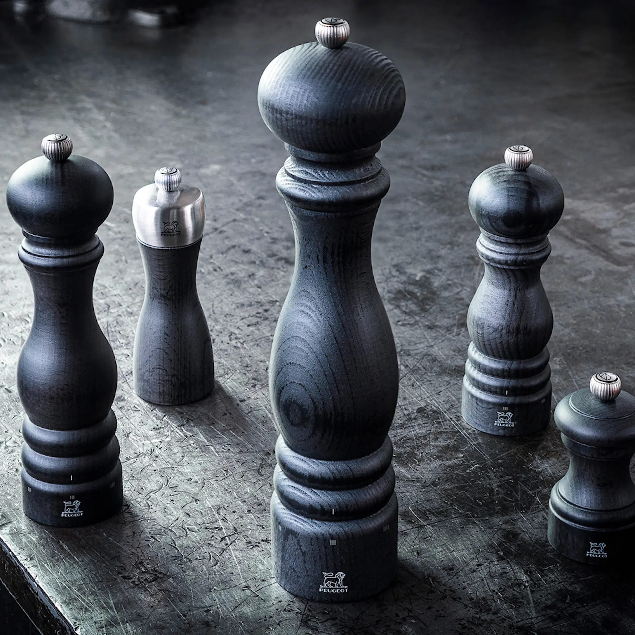 Peugeot Paris U'Select pepperkvern 18 cm graphite hover