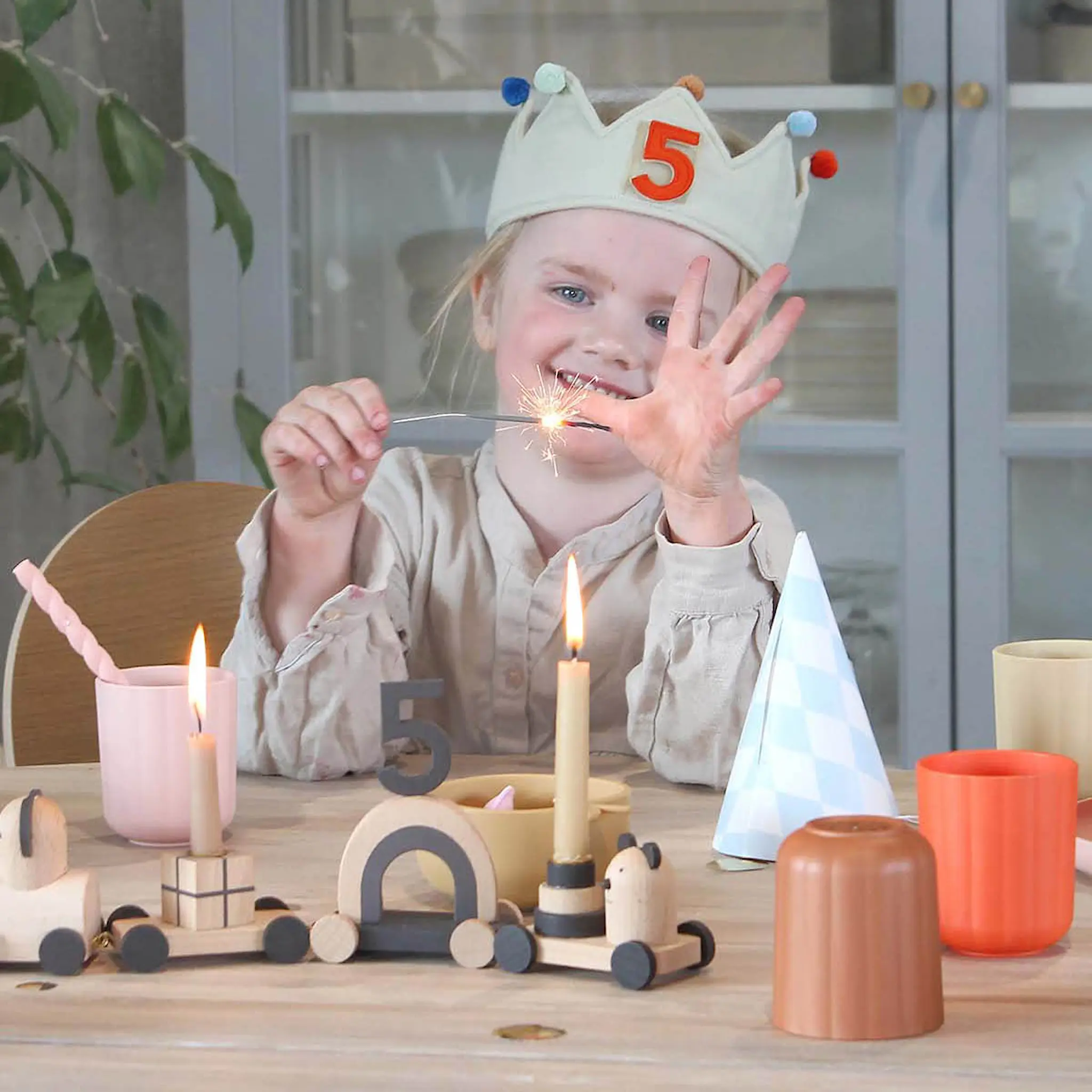 OYOY Magic födelsedagskrona 34x9 cm Multi