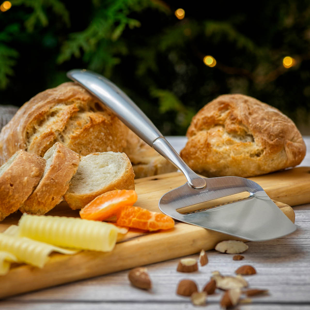 Bjørklund Kvitfjell osthyvel med räfflor 23 cm stål