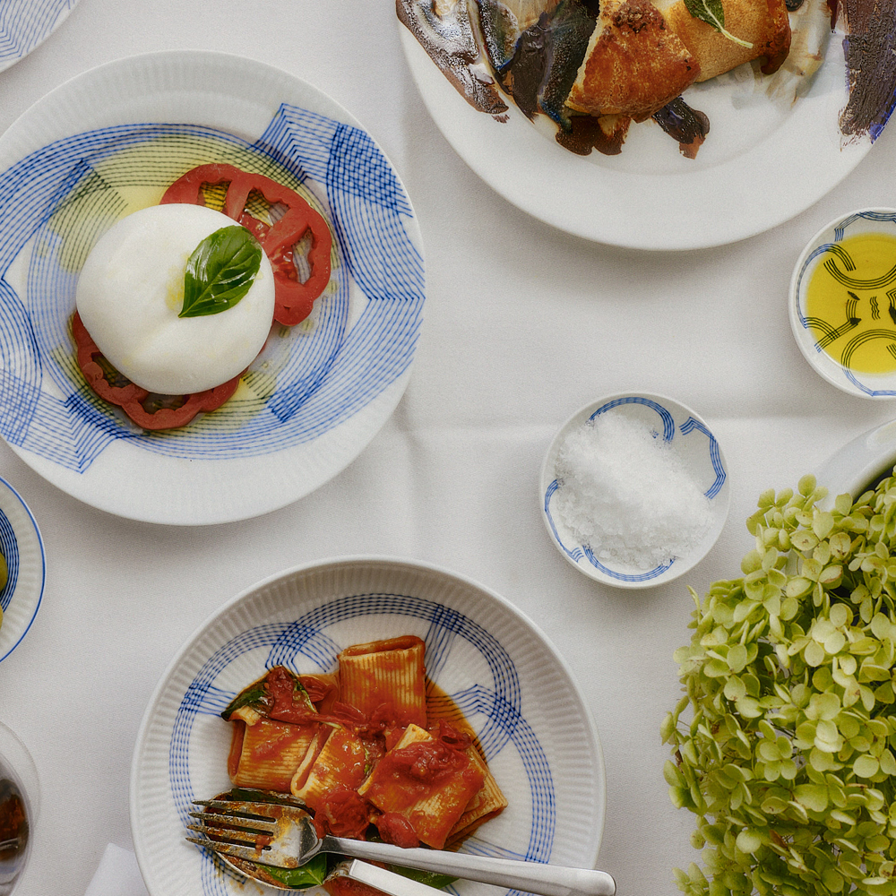 Royal Copenhagen Motif Lautanen 22 cm Sininen/Valkoinen