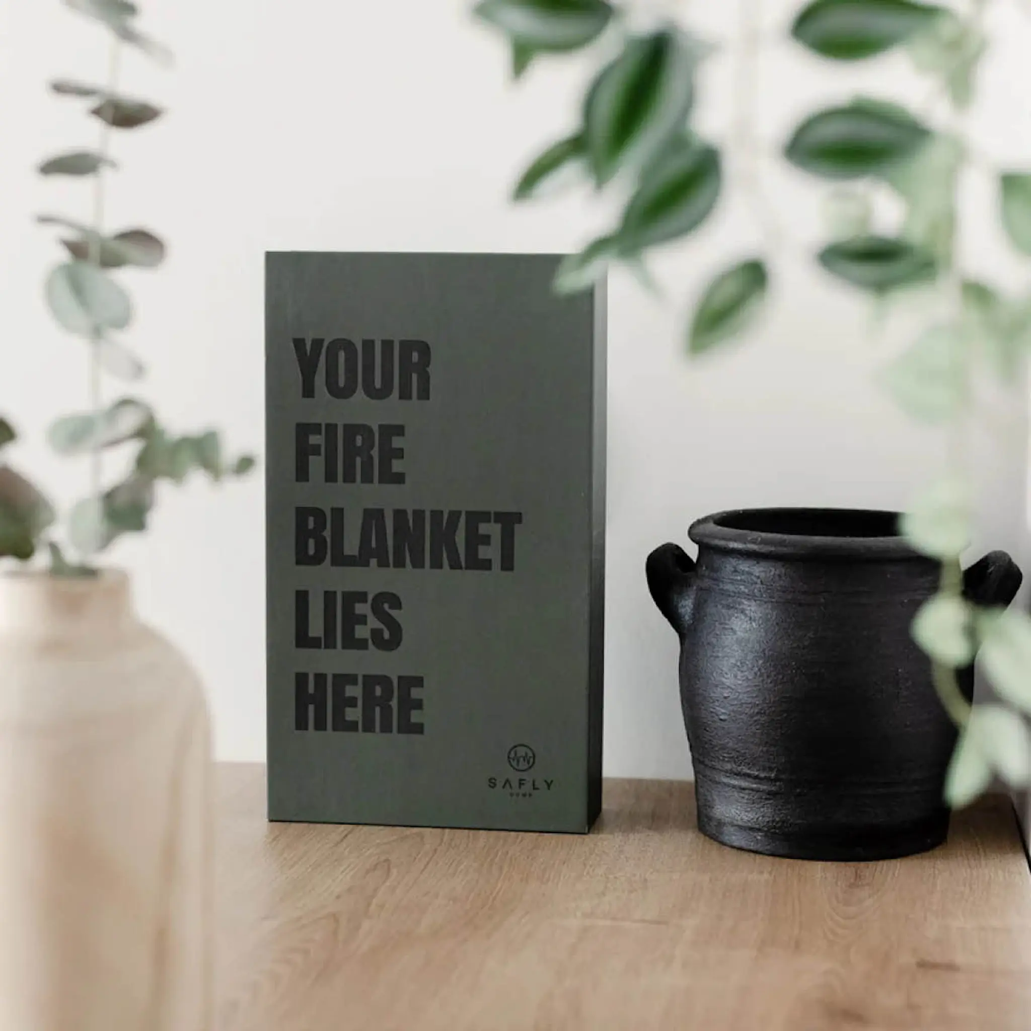 Safly Coffee Table Book med brandfilt 16x28 cm mossgrön