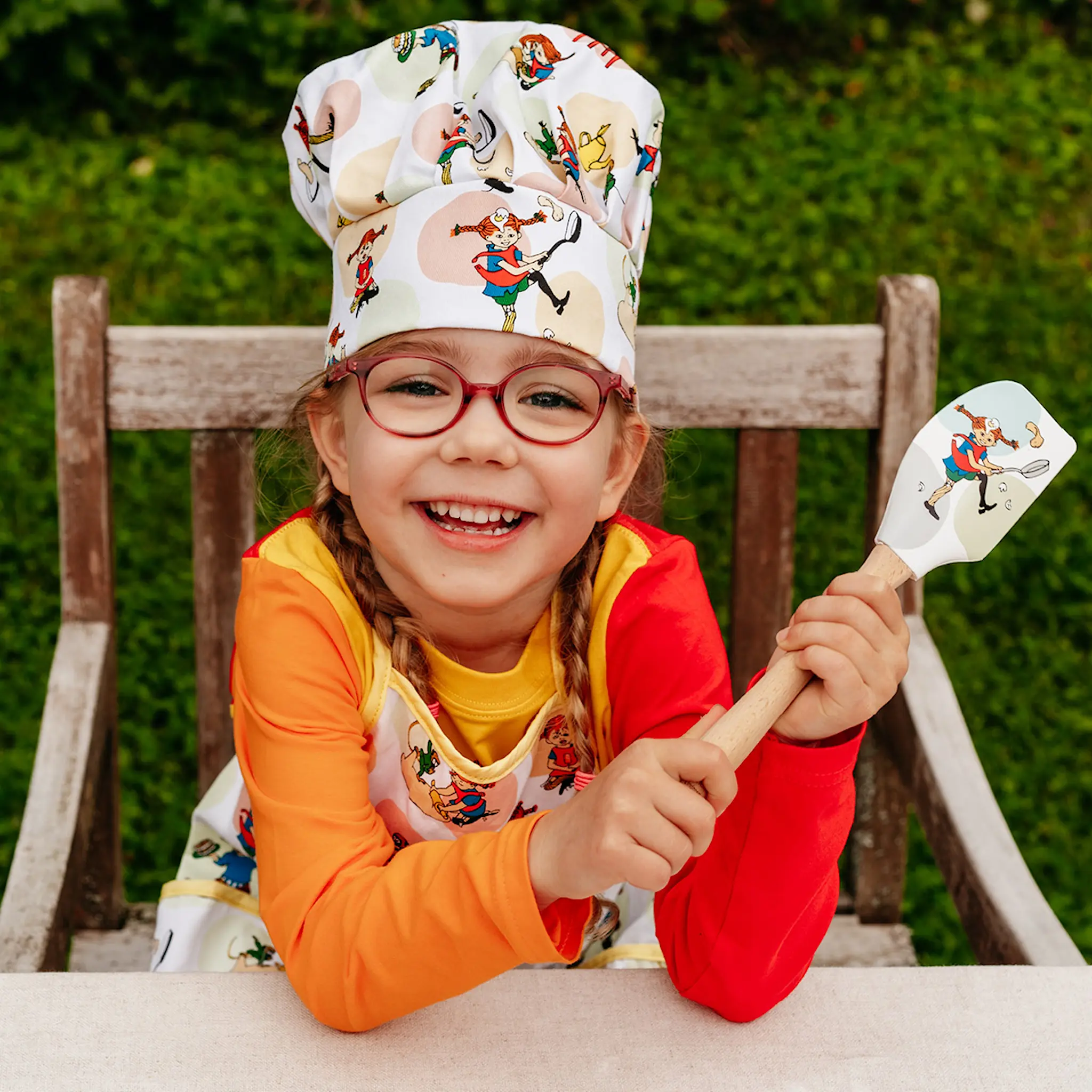 Martinex Pippi L bakar Kockmössa barn Flerfärgad