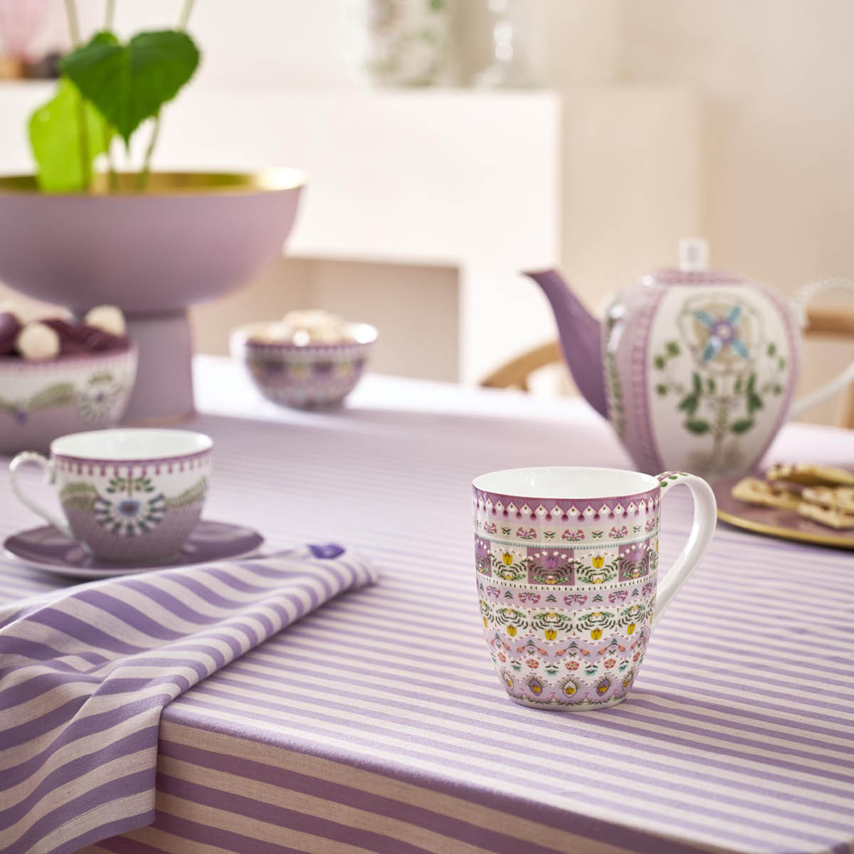 Pip Studio Lily & Lotus Moon Delight Muki XL 45 cl