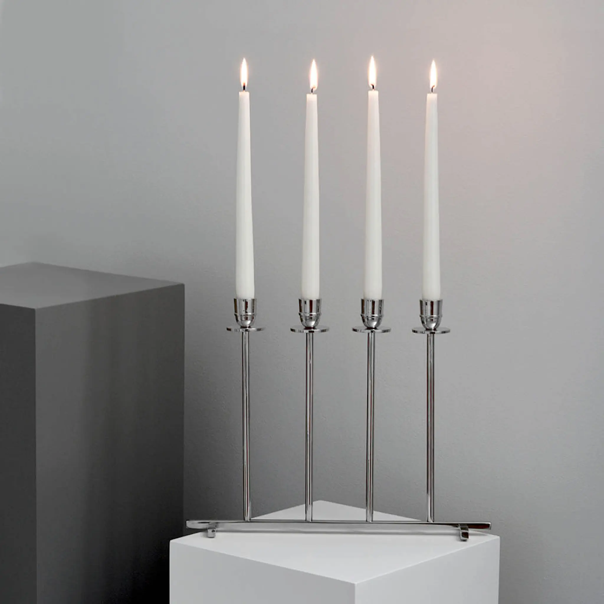 Hilke Alto Ljusstake 4 ljus Förnicklad Mässing