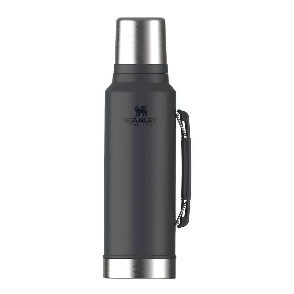 Stanley - Classic Termospullo 1,4L Musta