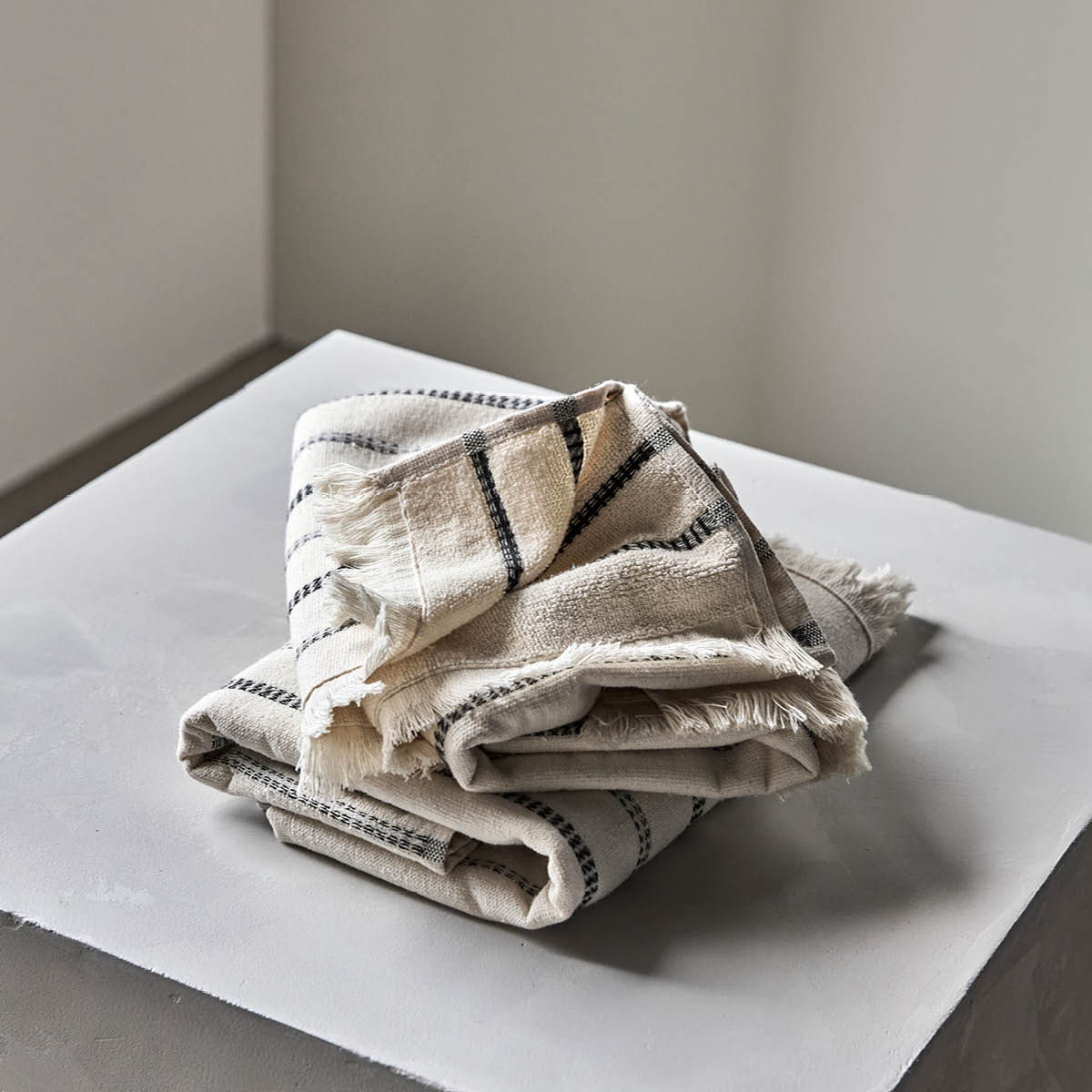 Meraki Handduk 50x100 cm 2-pack offwhite/svart