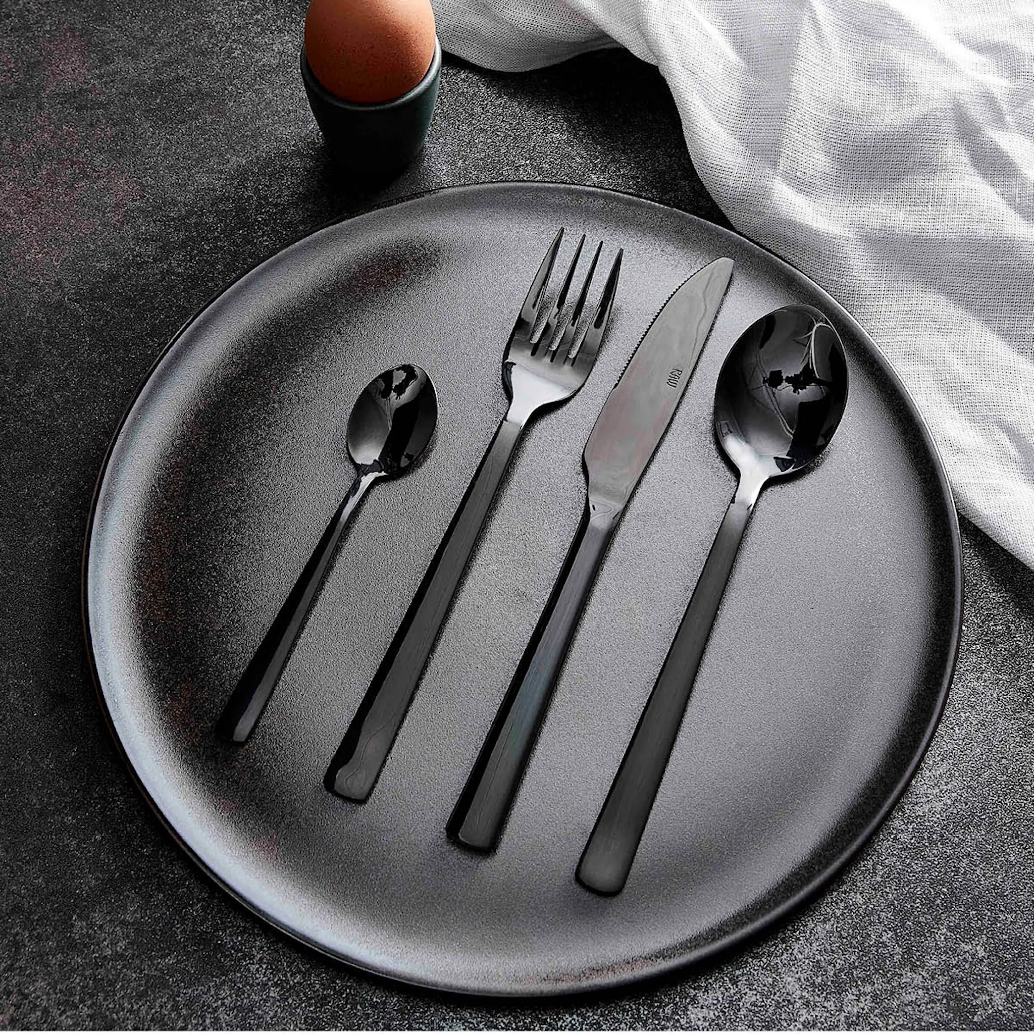 Aida Raw Bestickset 16 delar Svart