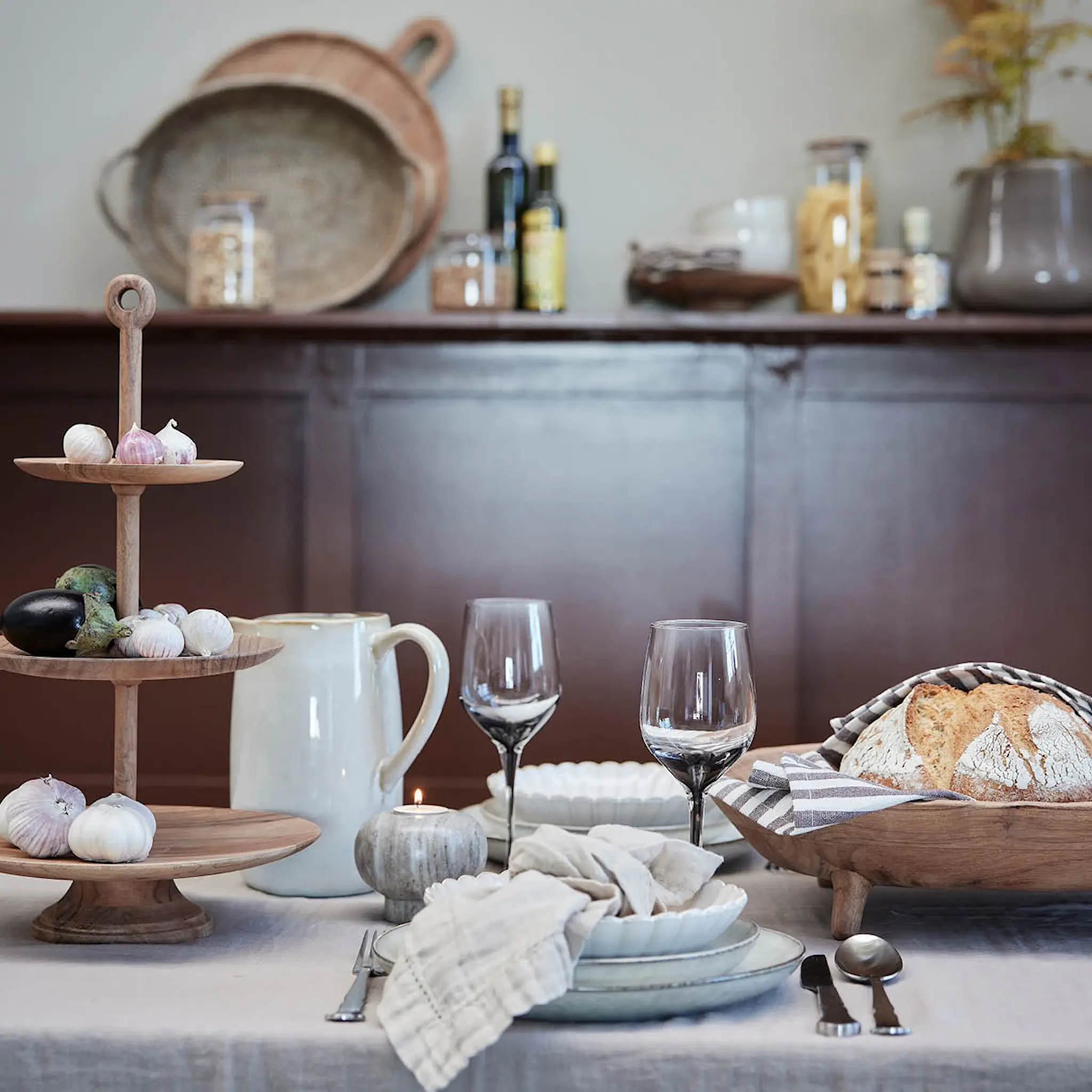 Lene Bjerre Merle våningsfat 44 cm akacia