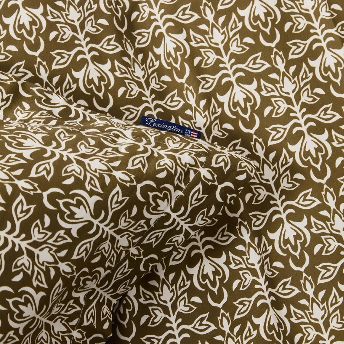 Lexington Påslakanset 220x220 cm bomullsatin ornament oliv/vit