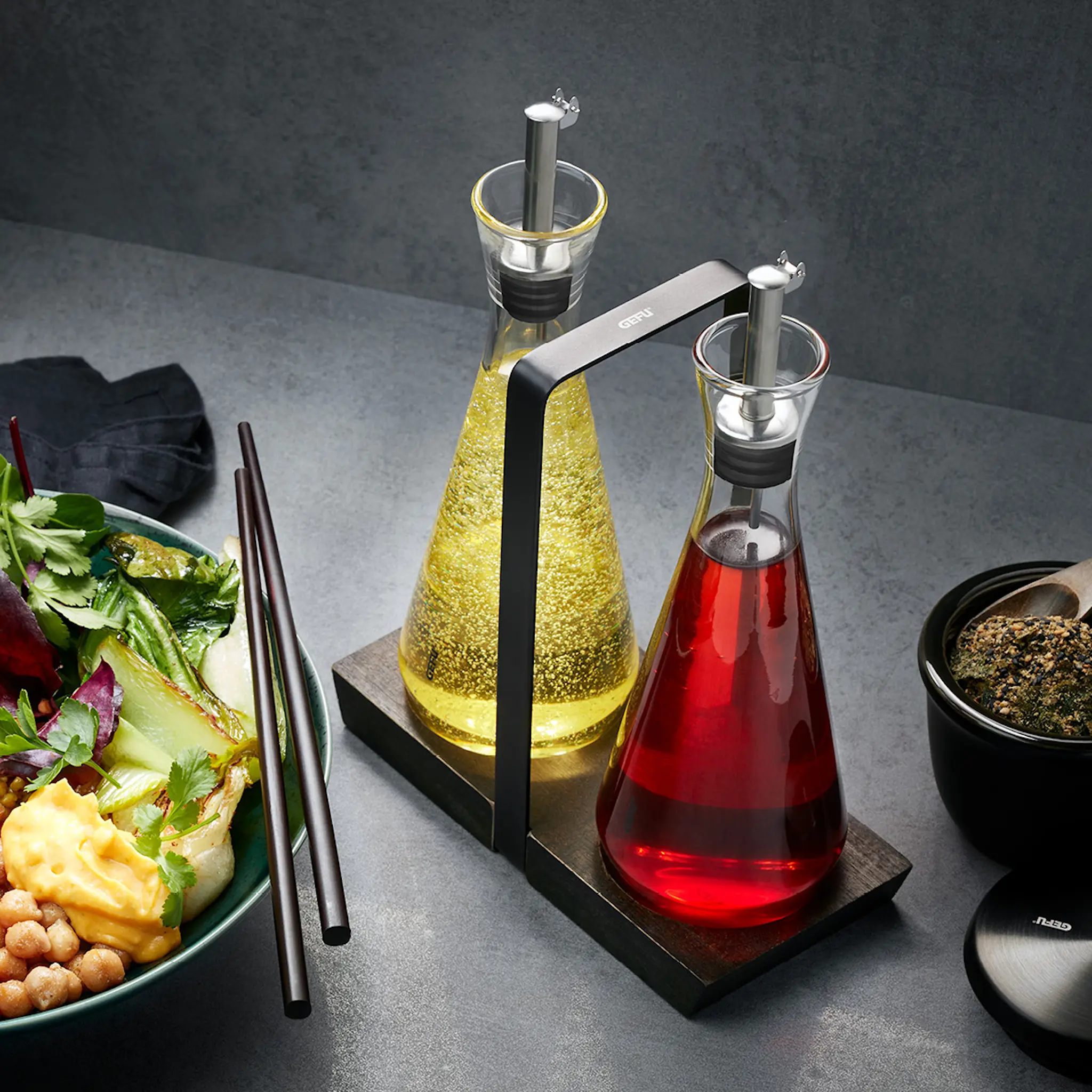 Gefu X-plosion olje- och vinägerflaska set 2 delar 250 ml svart/stål