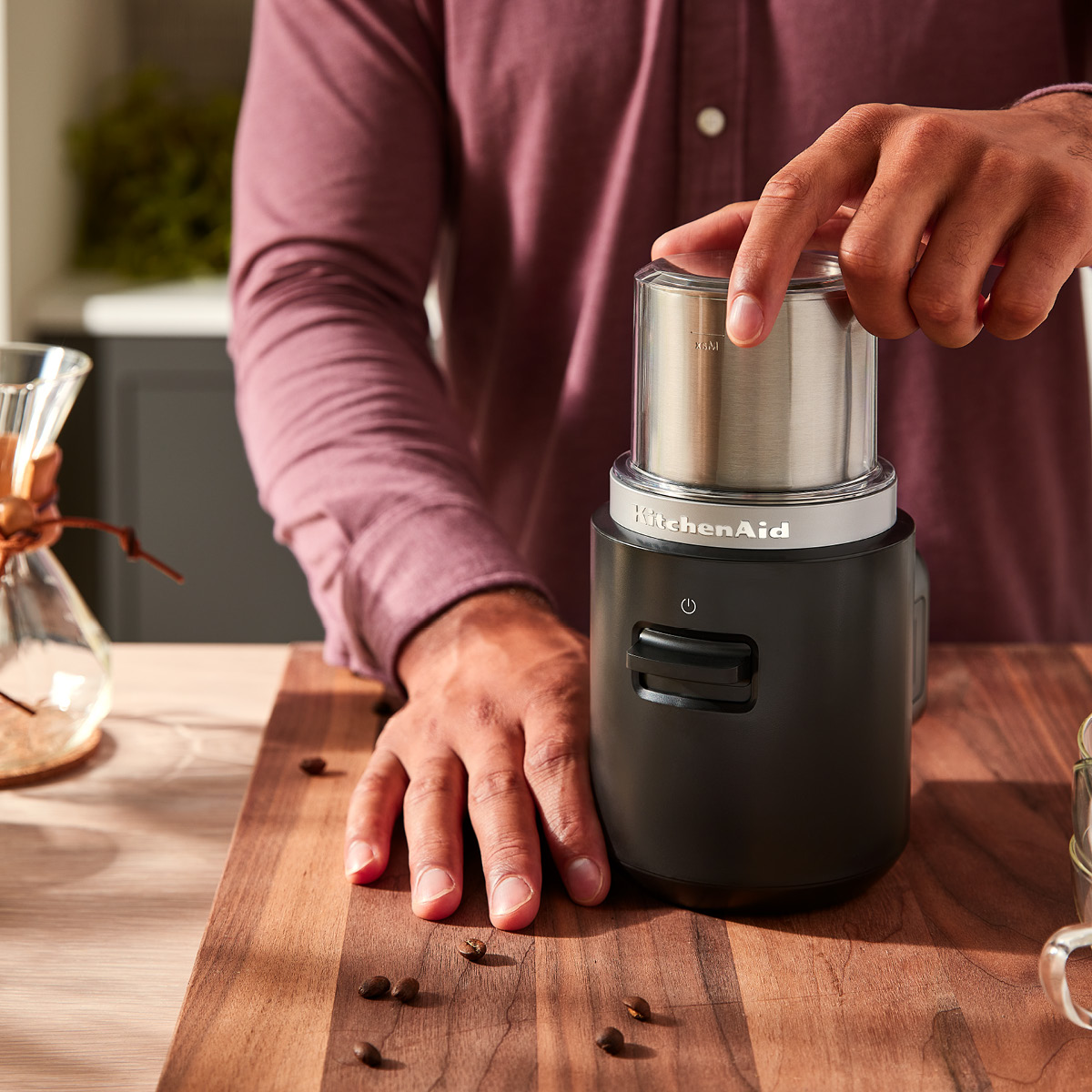 KitchenAid Go Cordless kaffekvern 5KBGR111BM m/ batteri matt svart