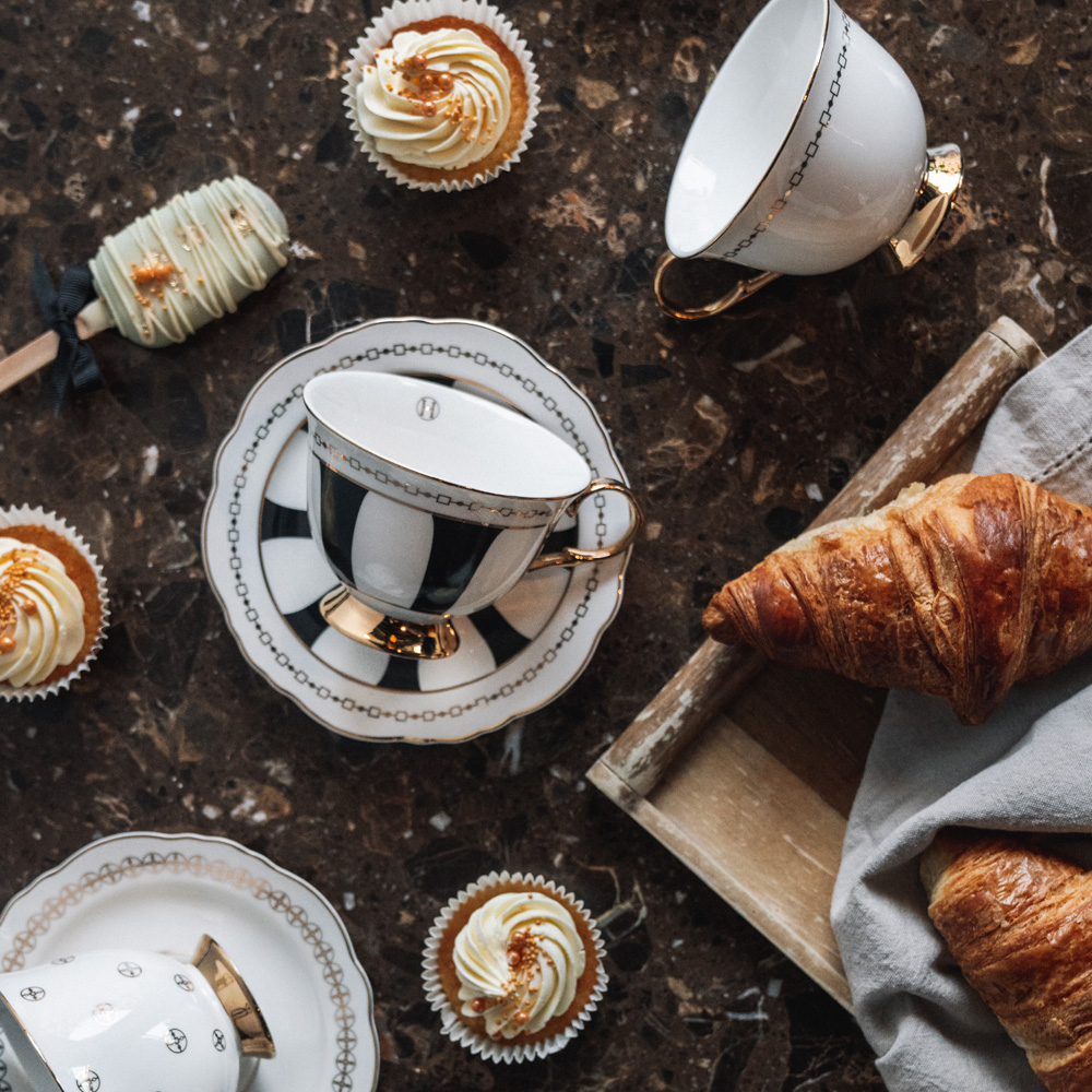 Hilke Strisce Nero kopp og tallerken svart