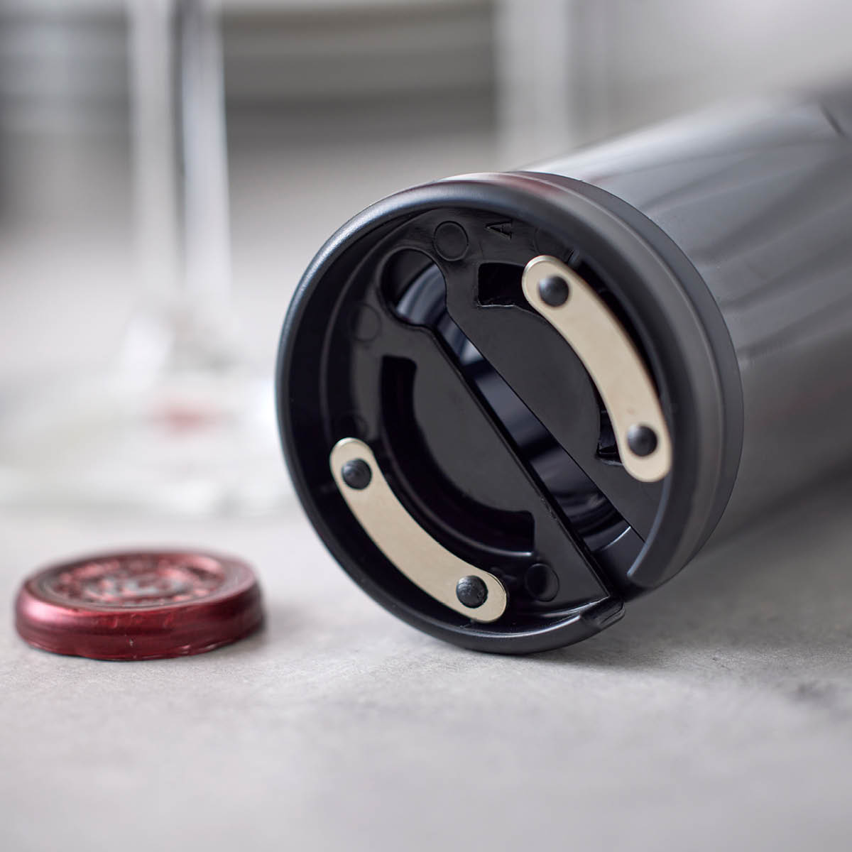 Nordic Sense Elektrisk vinöppnare mattsvart