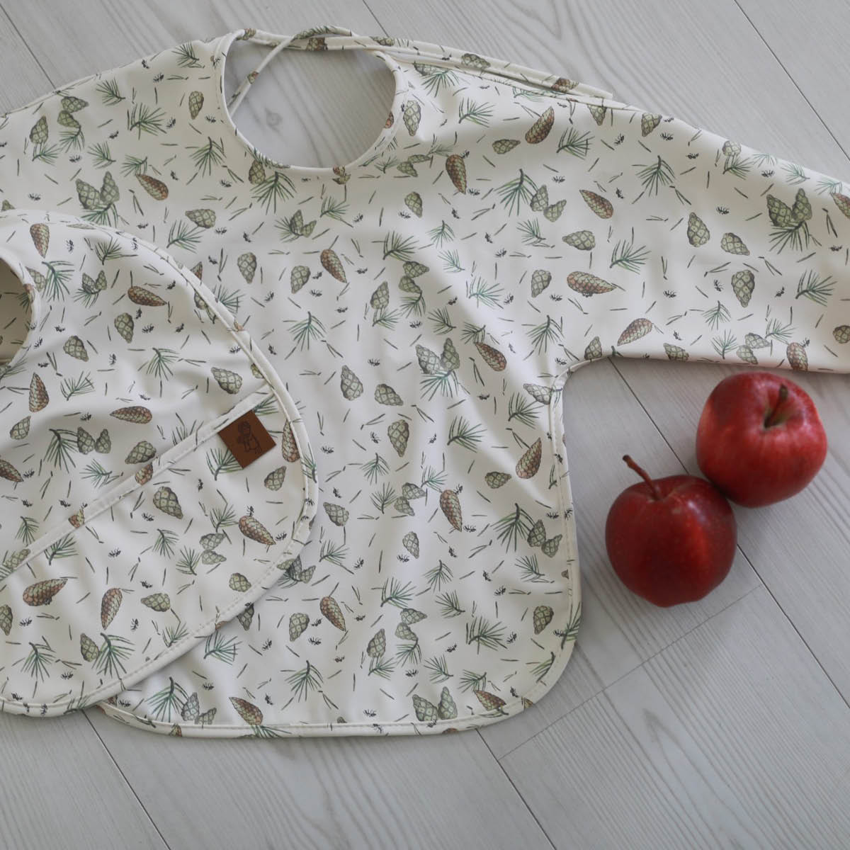 Rätt Start Elsa Beskow långärmad haklapp Tomtebobarnen