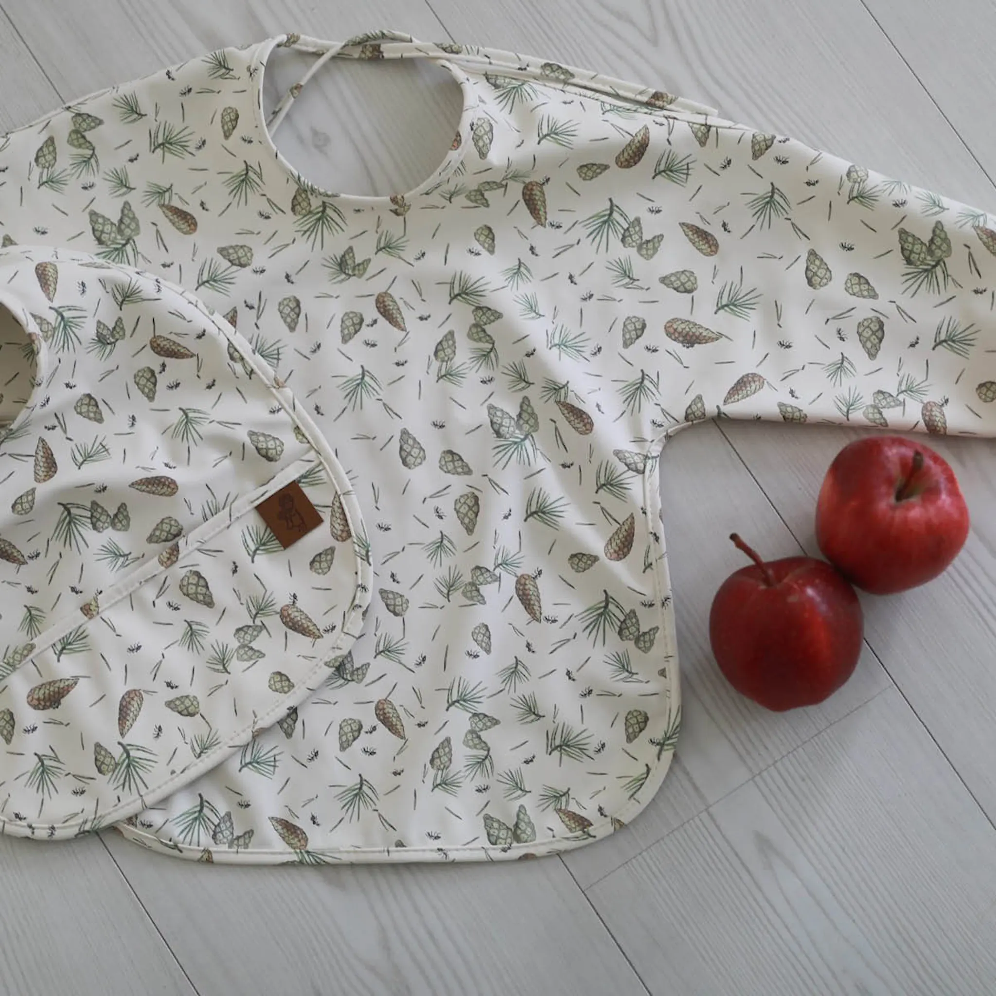 Rätt Start Elsa Beskow långärmad haklapp Tomtebobarnen