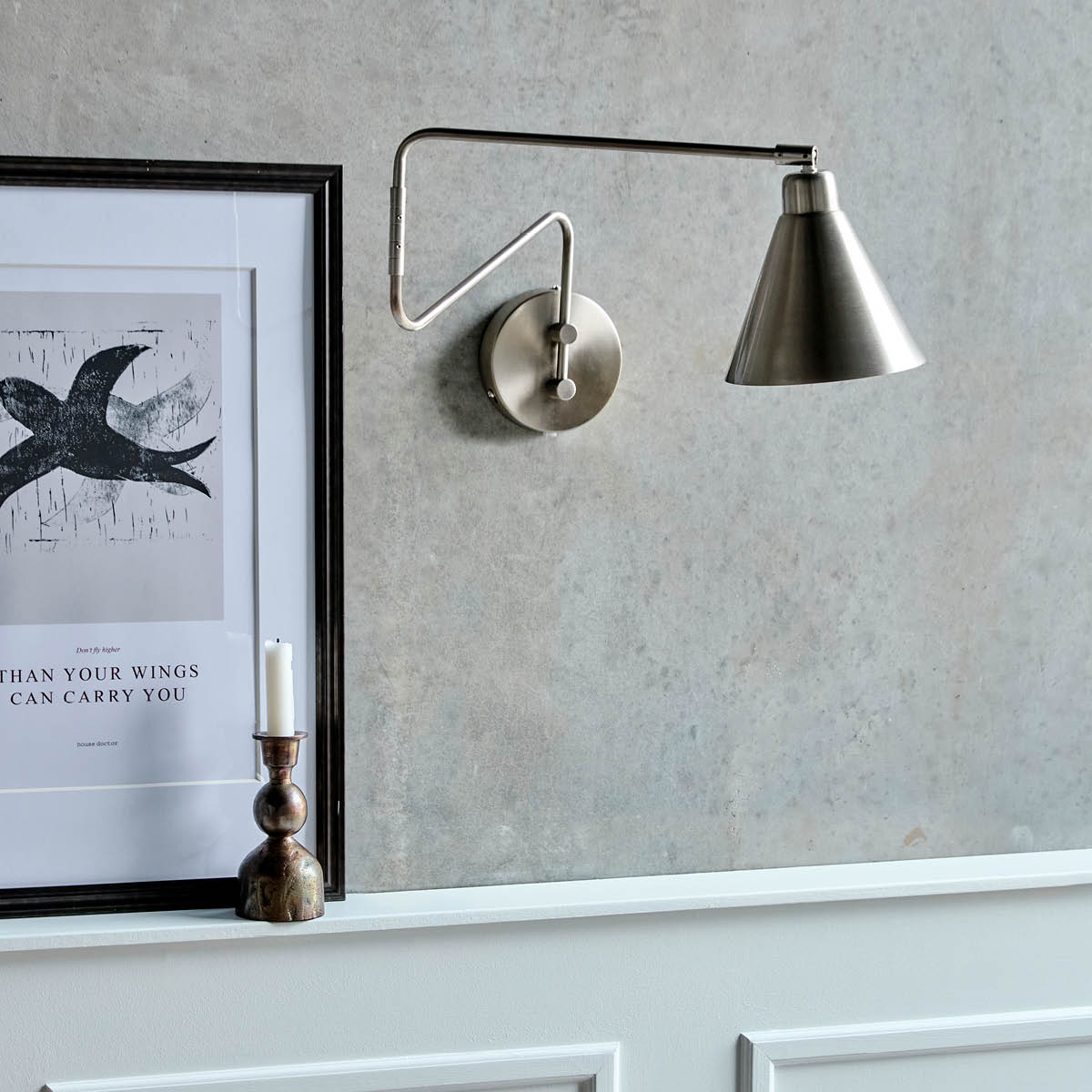 House Doctor Game vegglampe med justerbar arm 76x27 cm børstet sølvfinish