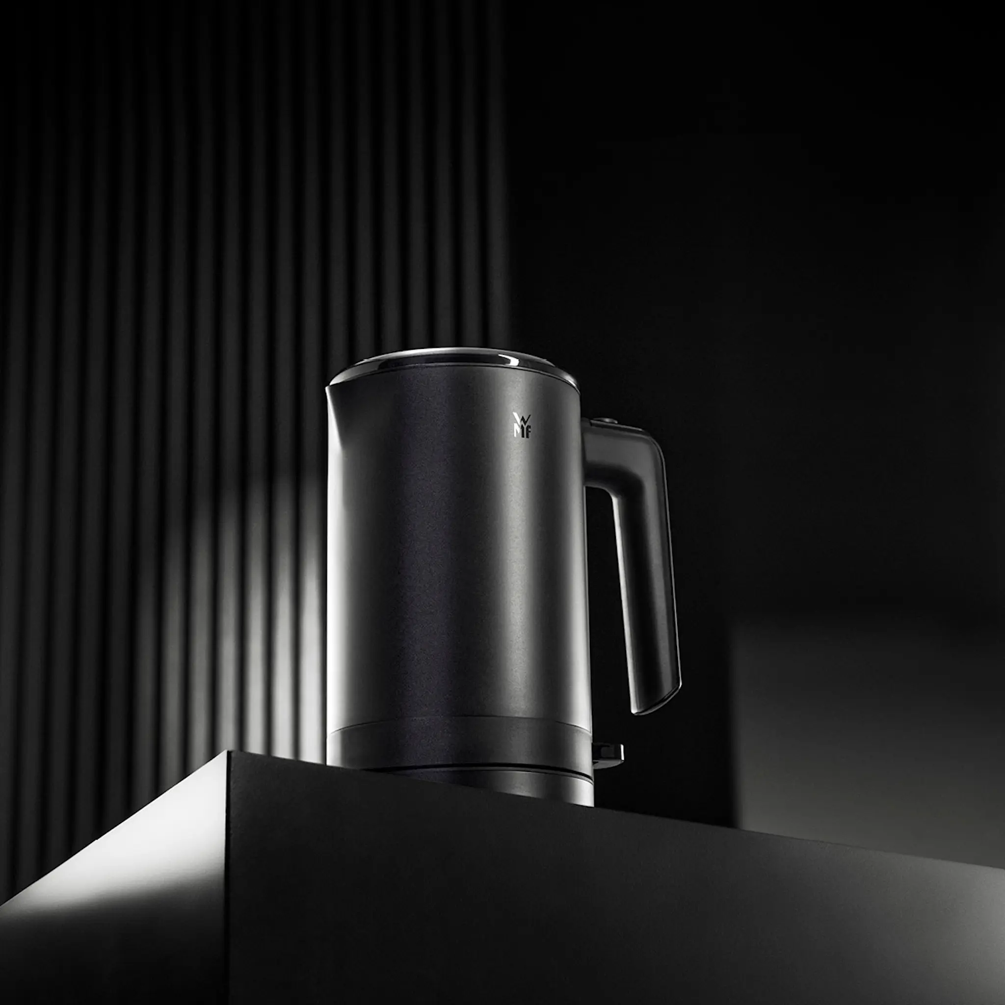 WMF KitchenMinis vattenkokare 0,8 L svart 1800W