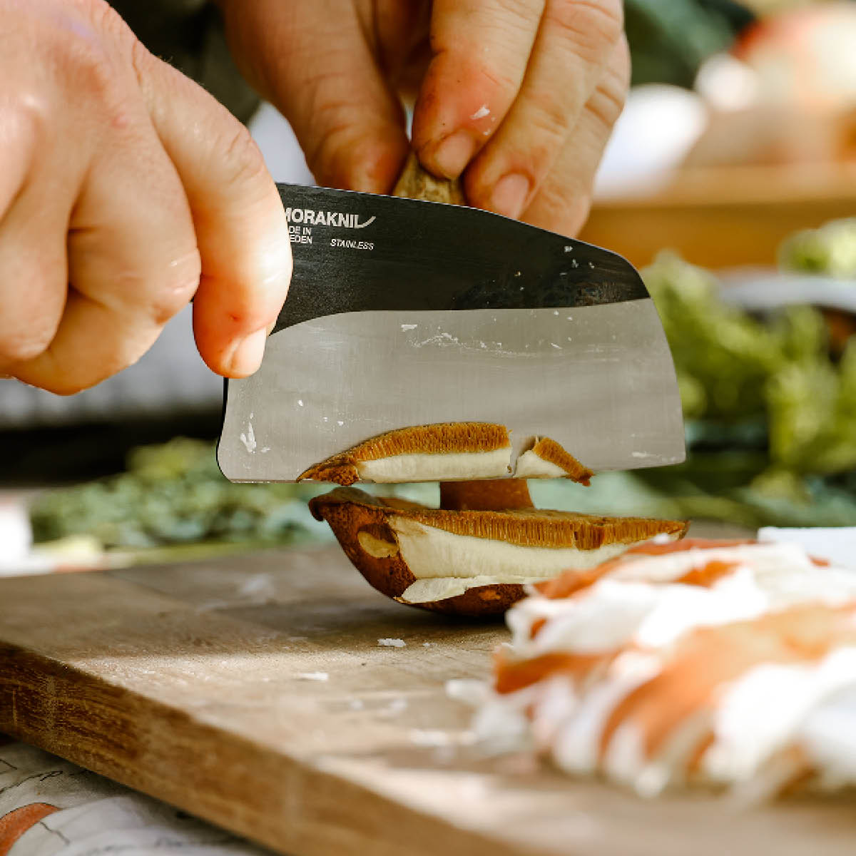 Morakniv Rombo BlackBlade kokkekniv 11,9 cm (S) asketre