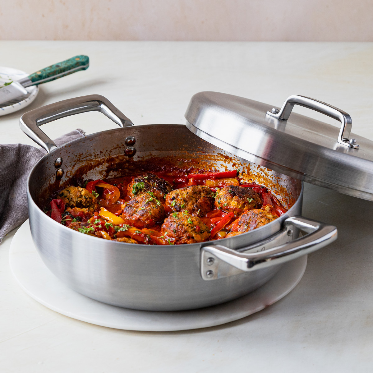 Samuel Groves Classic Stainless serveringspanna med lock 28 cm 3 L urban