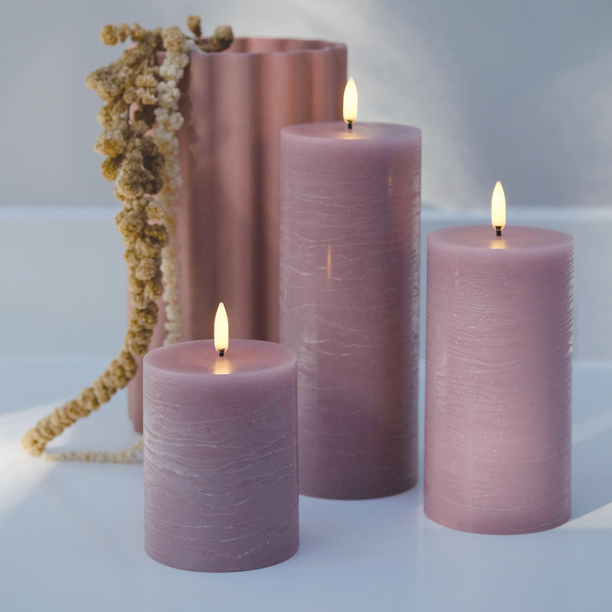 Uyuni Lighting Pillar LED Kynttilä 7,8x10,1 cm Vaaleanpunainen