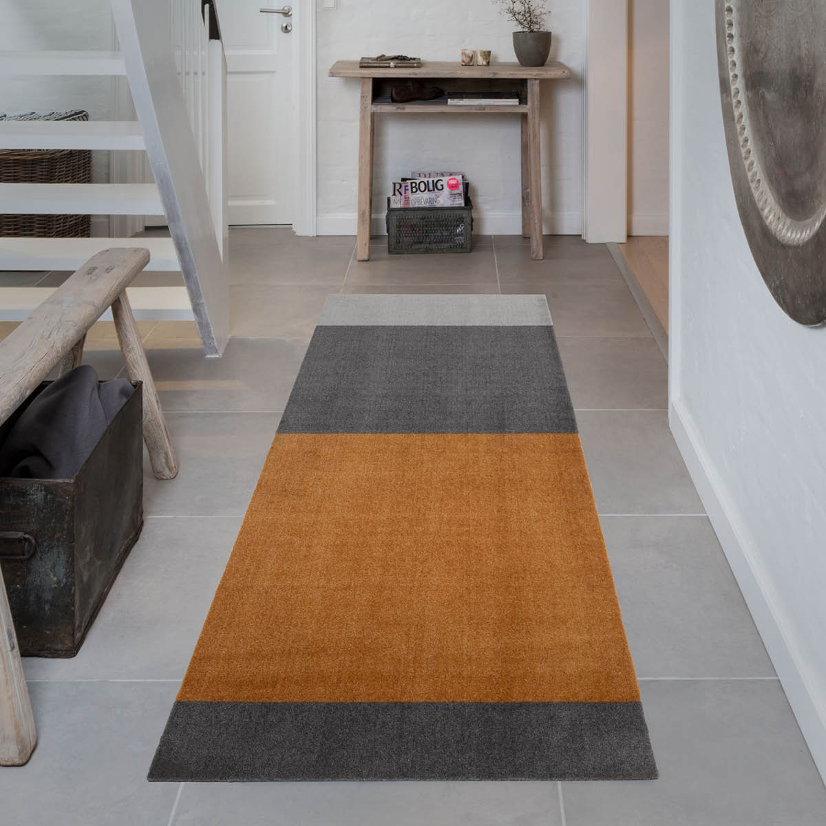 Tica Copenhagen Stripes horisontal gulvmatte 200x90 cm dijon/grey