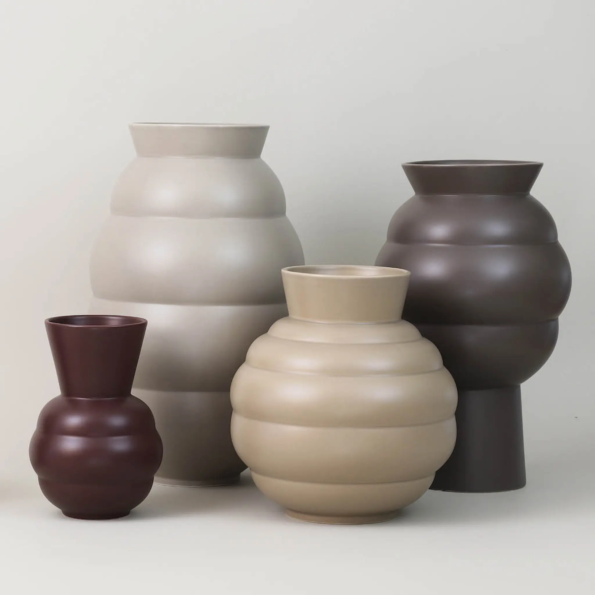 Knabstrup Keramik Tortus Archie vas No.5 41,5 cm light grey