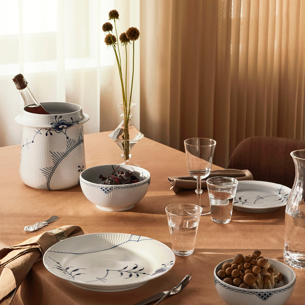 Royal Copenhagen Blue Fluted Mega Viinipullonjäähdytin 21,5 cm