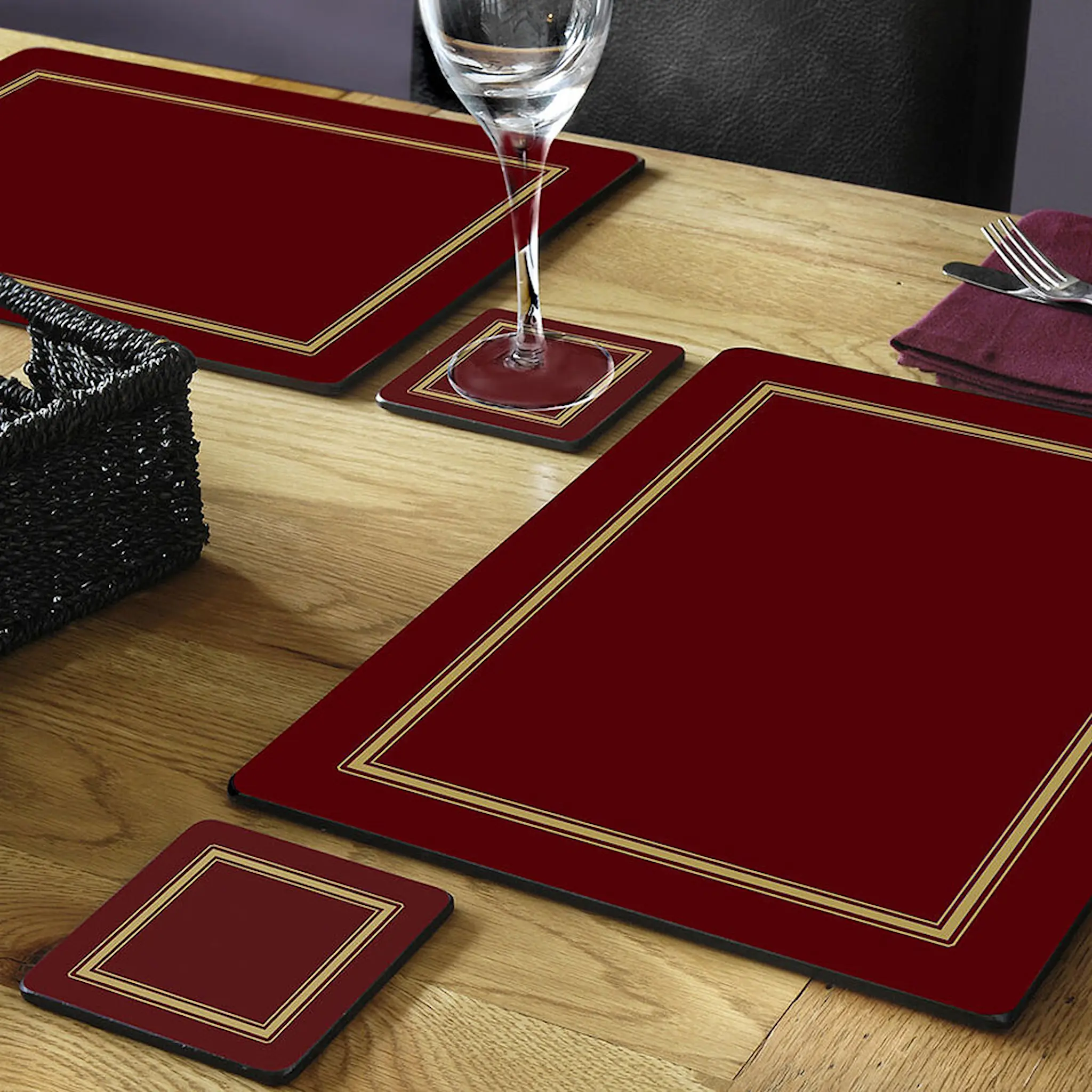 Pimpernel Classic Bordstablett 40x30 cm 4-pack vinröd