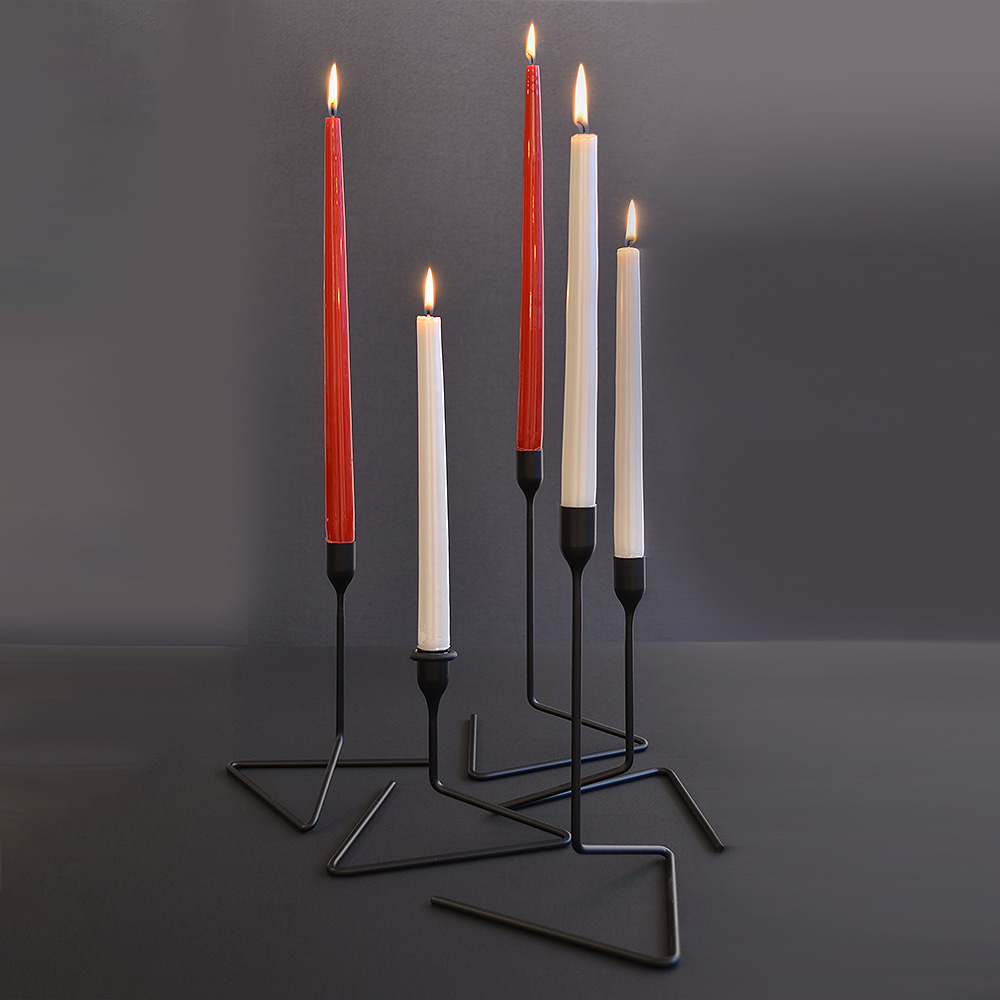 Born in Sweden Puzzle lysestake 26 cm svart