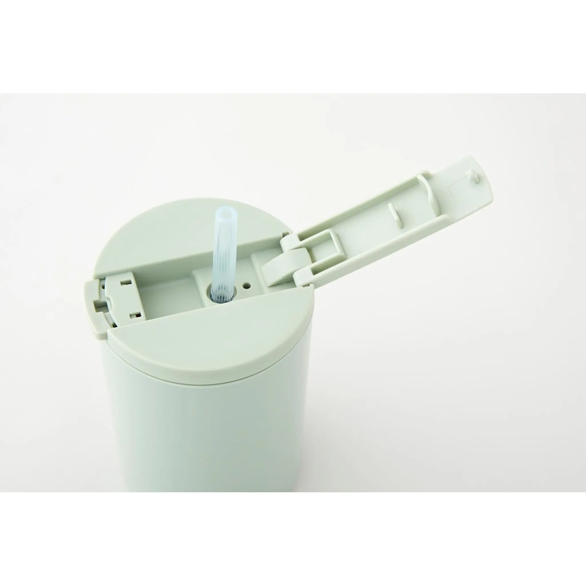 Design Letters Kids Life sugerørkopp 33 cl green hover