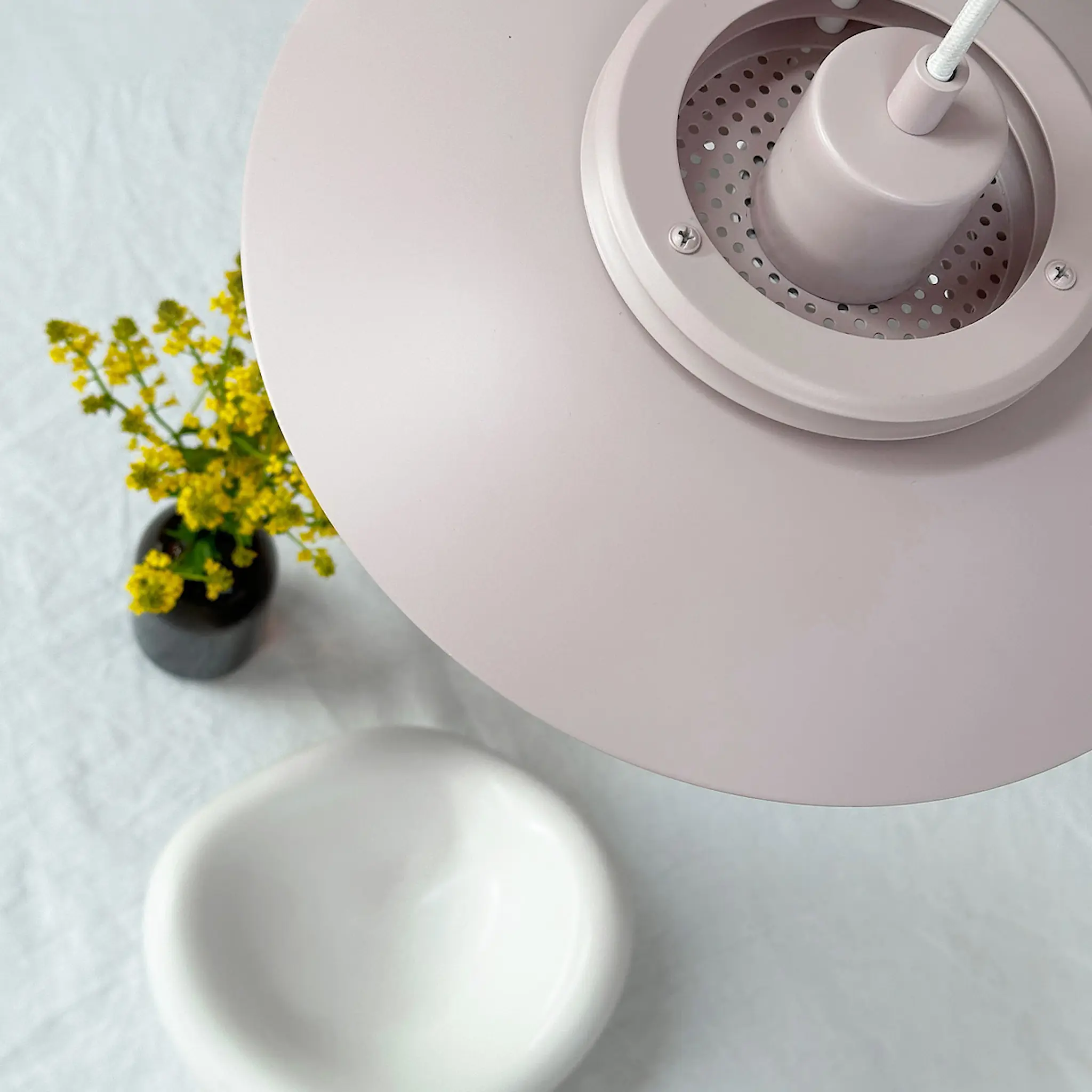 Dyberg Larsen EJKA mini pendellampa 24 cm rosa
