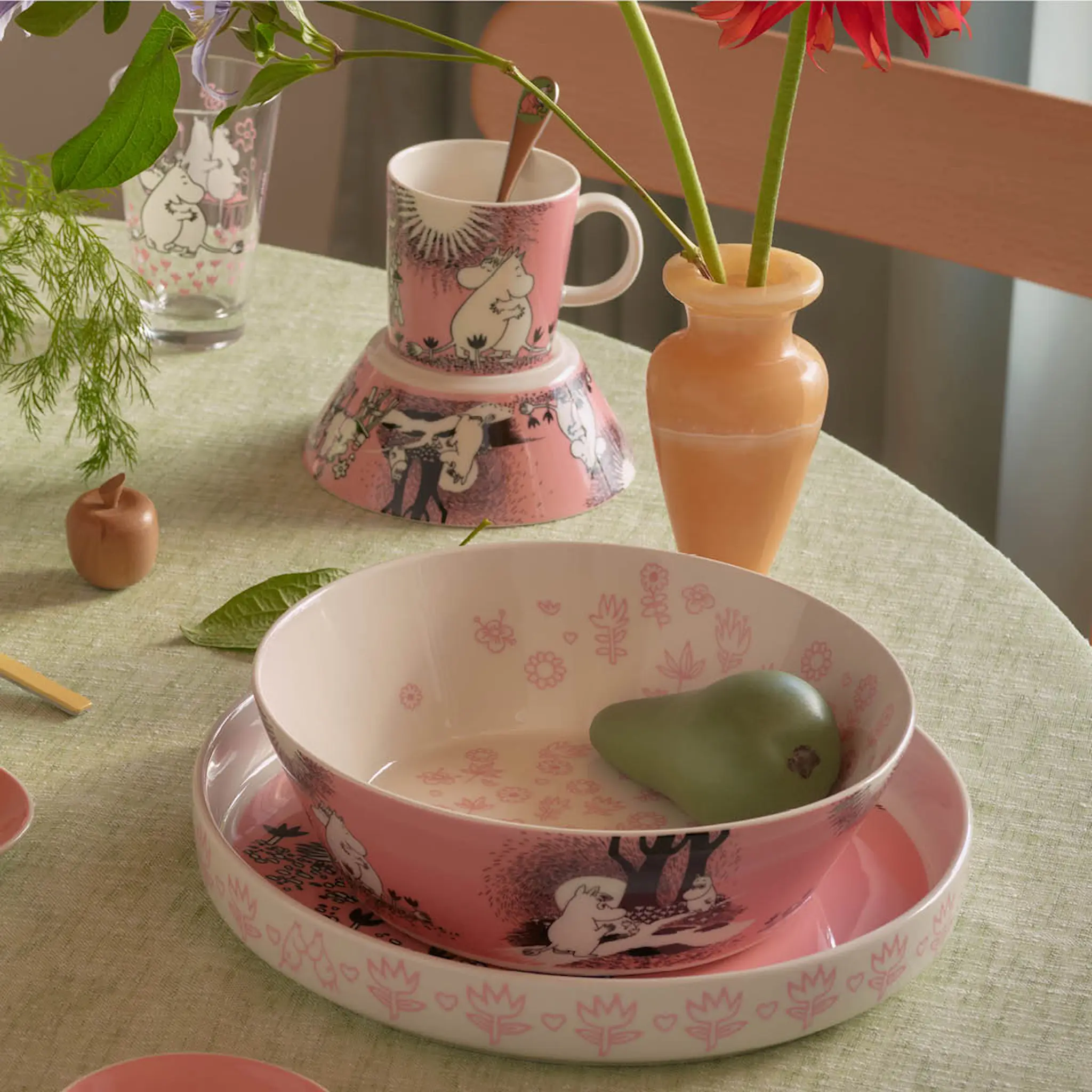 Moomin Arabia Mummi serveringsskål 23cm Kjærlighet rosa 30 år
