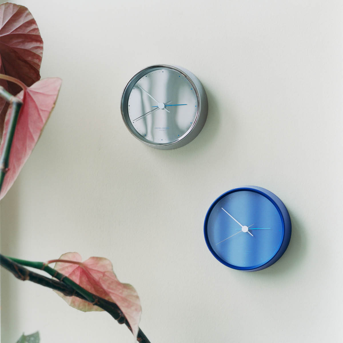 Georg Jensen Henning Koppel veggklokke 10 cm blå