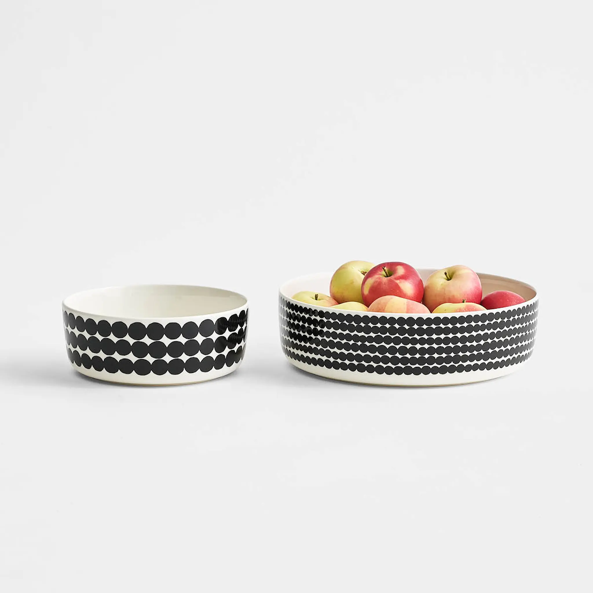 Marimekko Oiva Siirtolapuutarha skål 40 cl svart/hvit