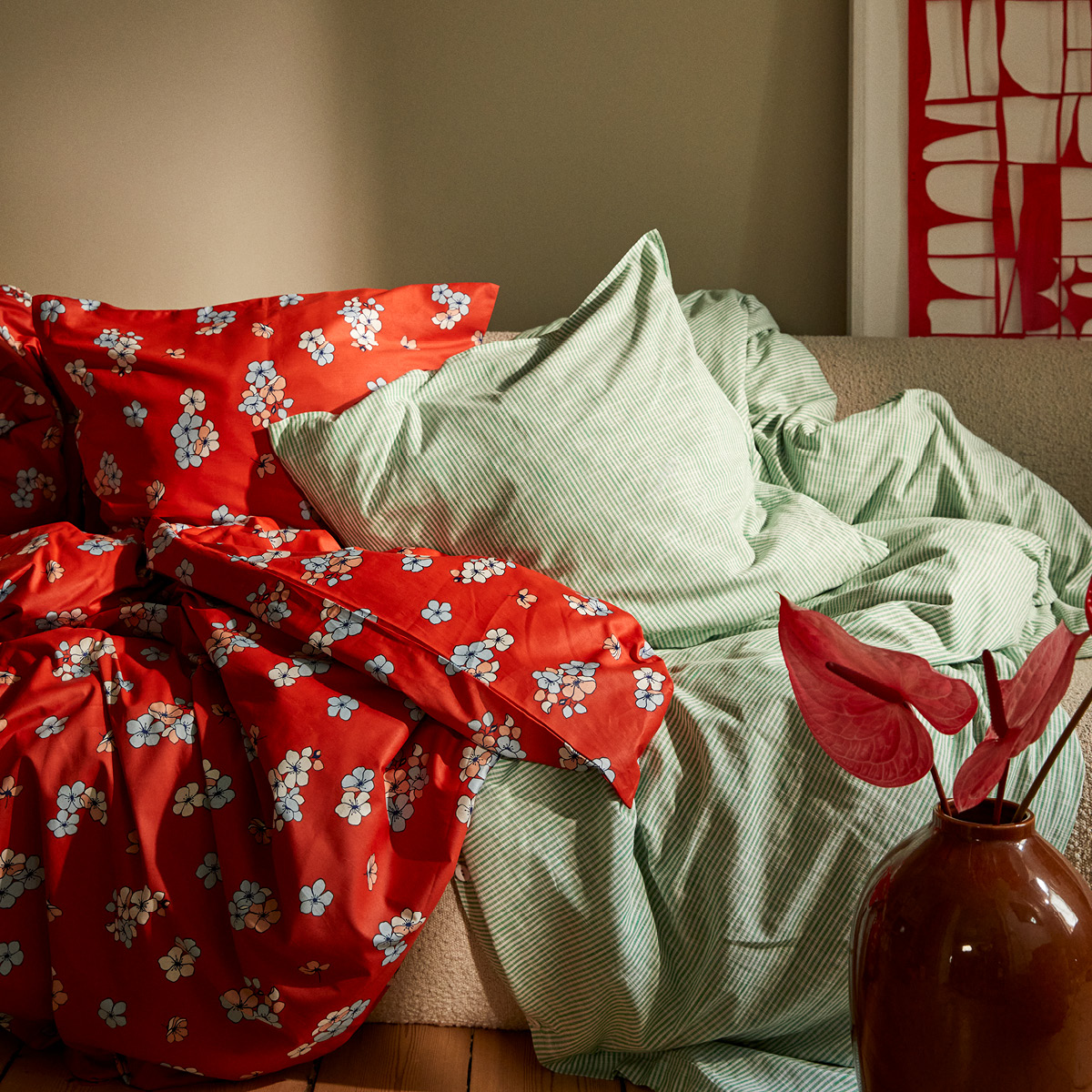 Juna Monochrome Lines sengetøy 140x220 cm grønn/hvit