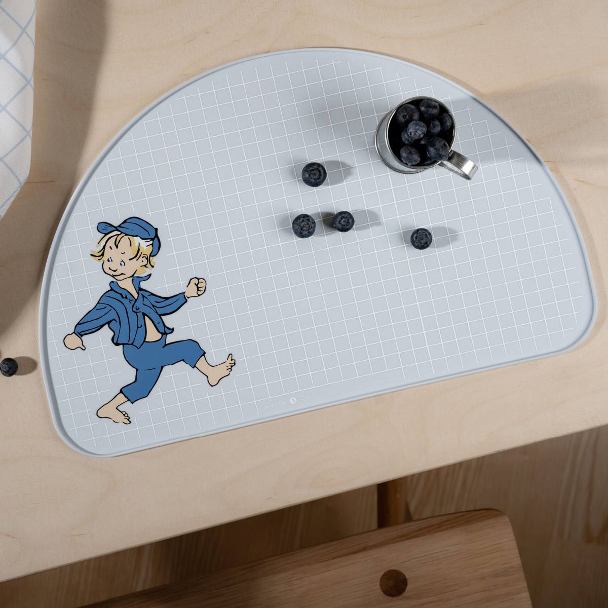 Muurla Emil i Lönneberga dekkebrikke silikon 42x27 cm