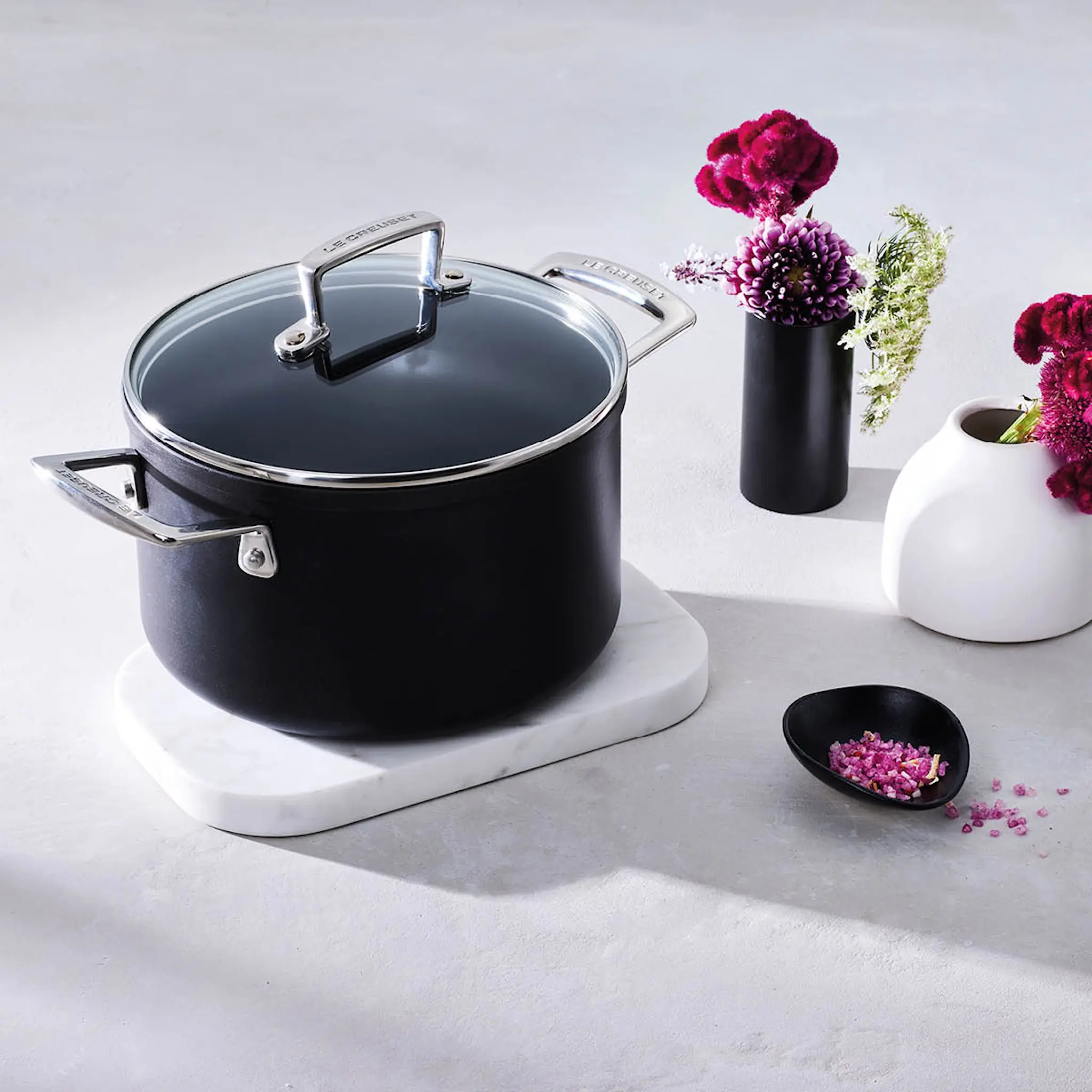 Le Creuset Toughened Non-Stick gryta med glaslock 6 L 24 cm