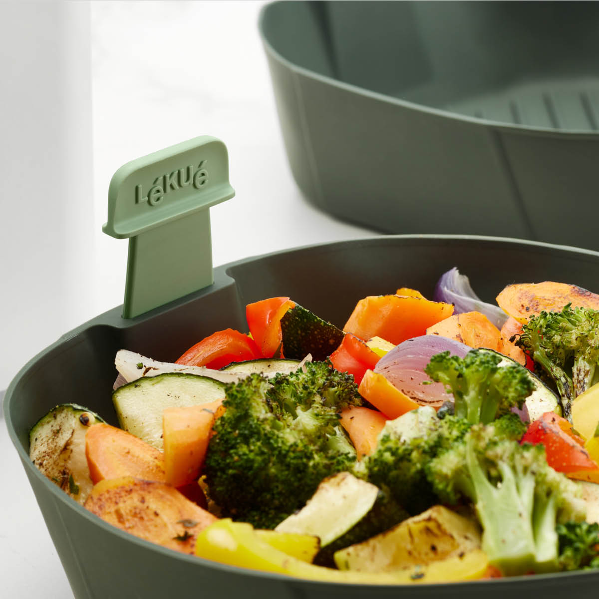 Lékué Silikonkorg XL till airfryer 25x25 cm grå