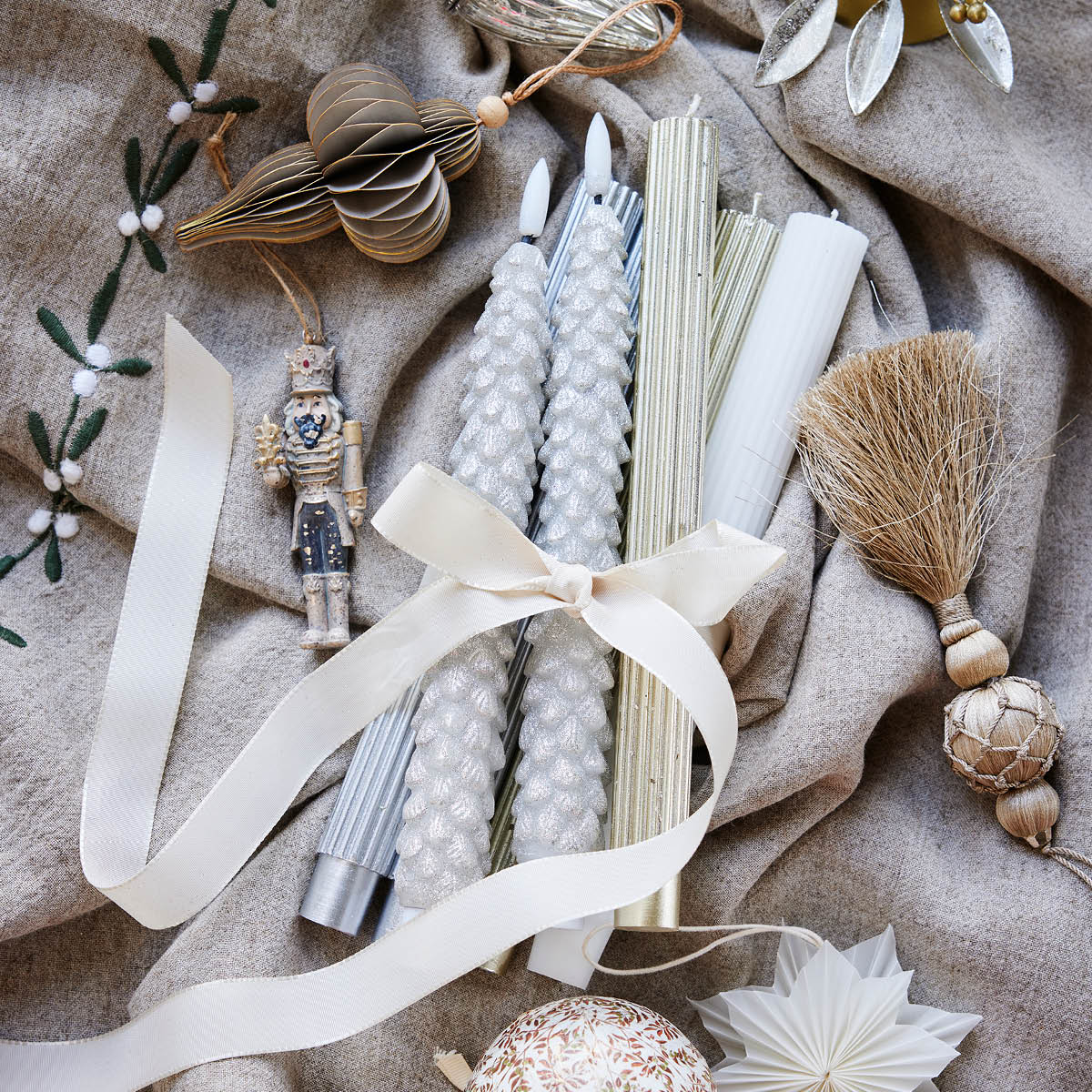 Lene Bjerre Livissia stearinlys 24,5 cm 2 stk hvit