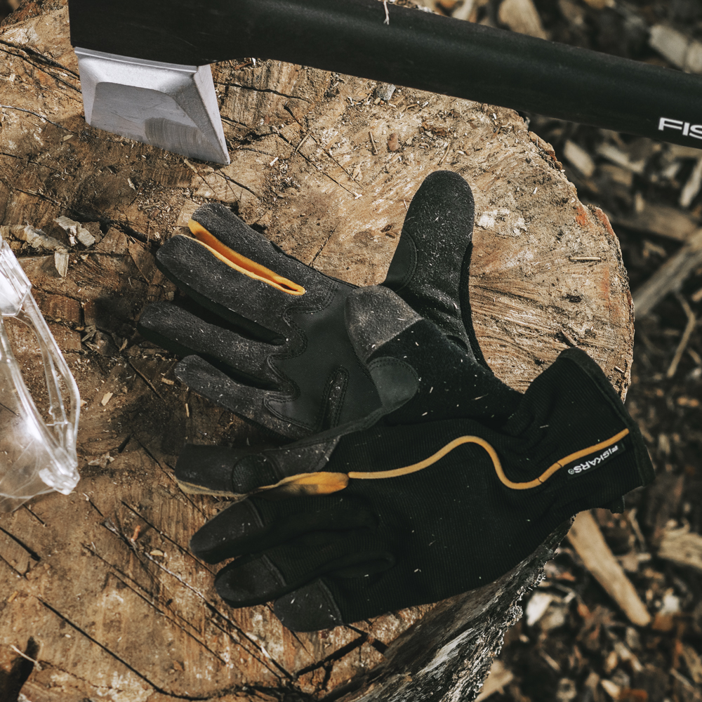 Fiskars Puutarhahanskat koko 8 Musta