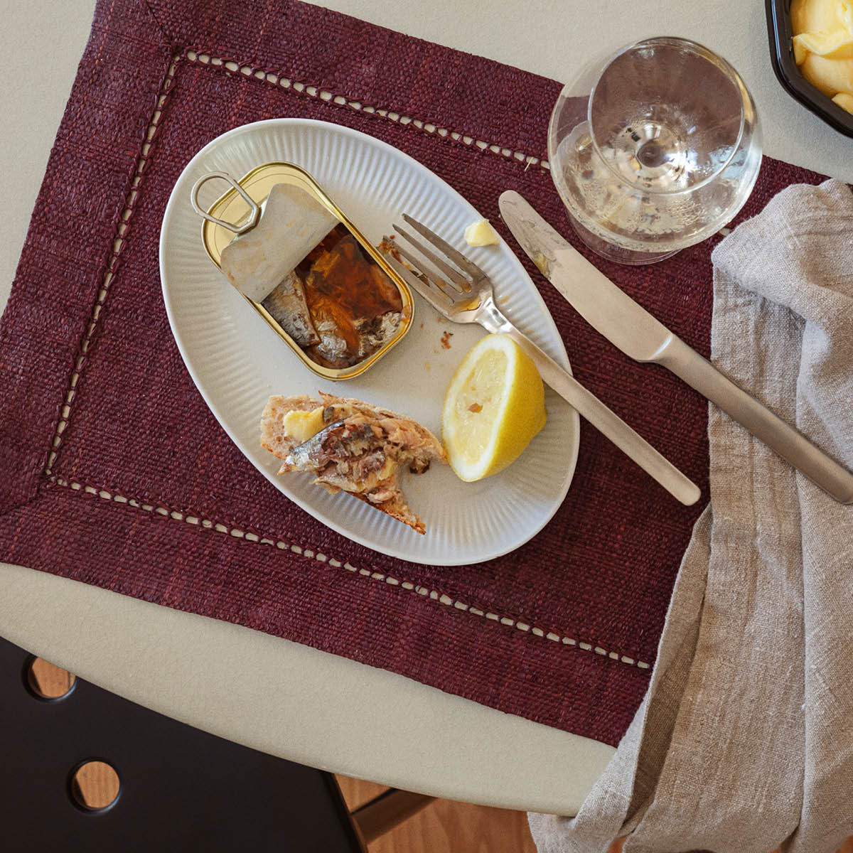 Eva Trio Legio Nova Lautanen soikea 24,5 cm Valkoinen