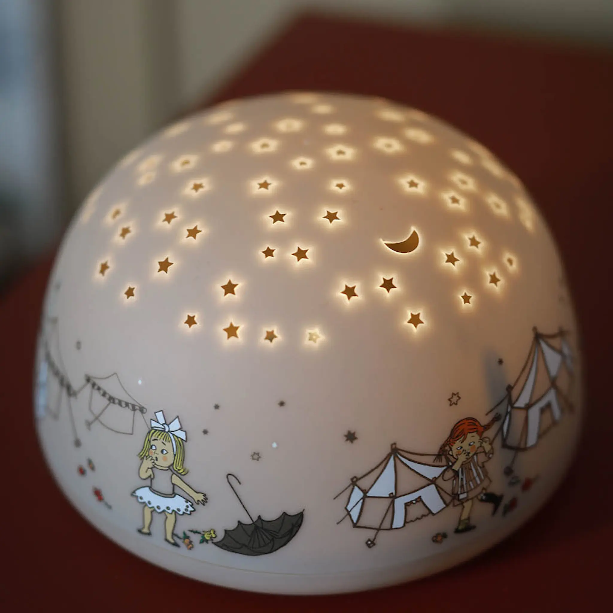 Rätt Start Pippi nattlampa med stjärnhimmel och musik